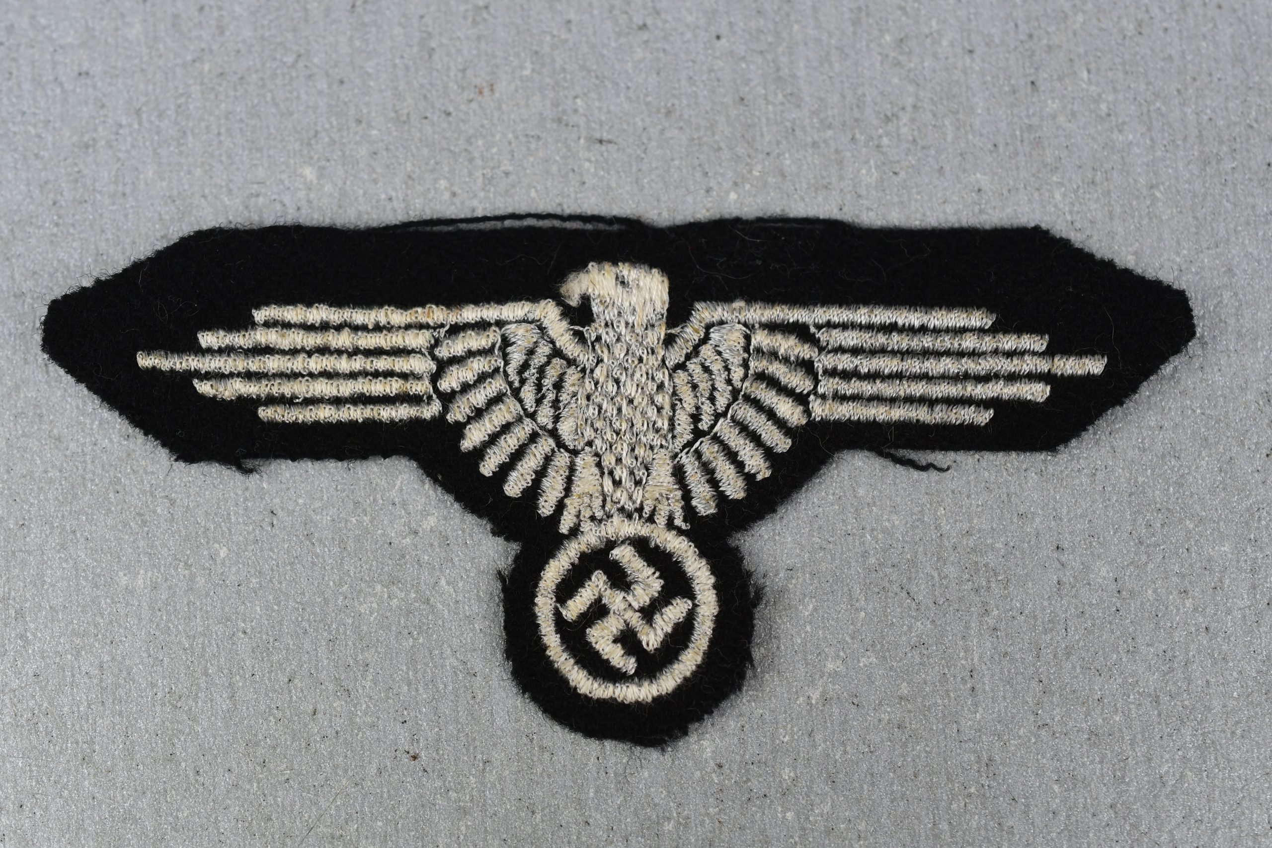 Waffen-SS RZM enlisted sleeve eagle — image 2