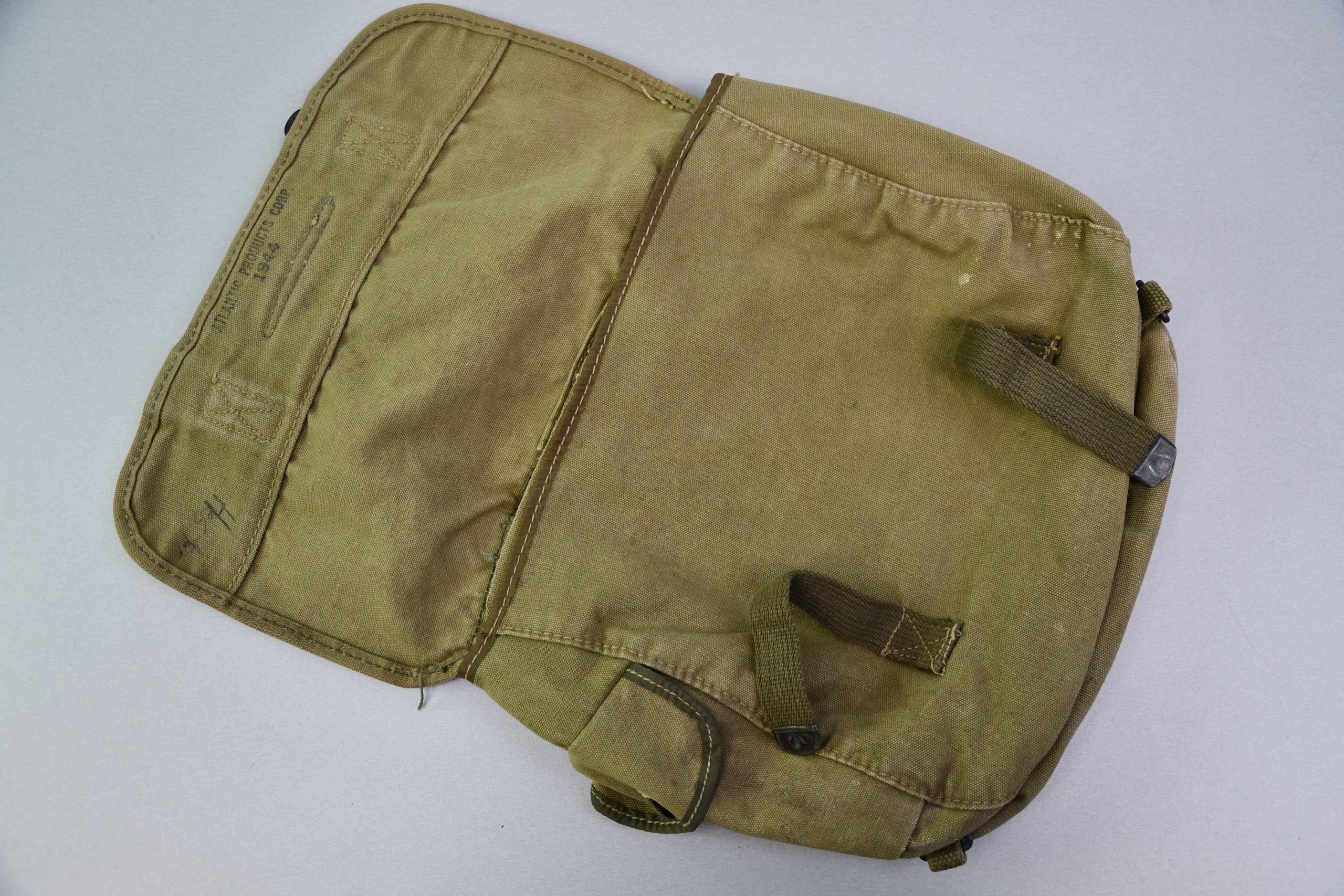 US WW2 M1936 'Musette' field bag 1944 — image 4