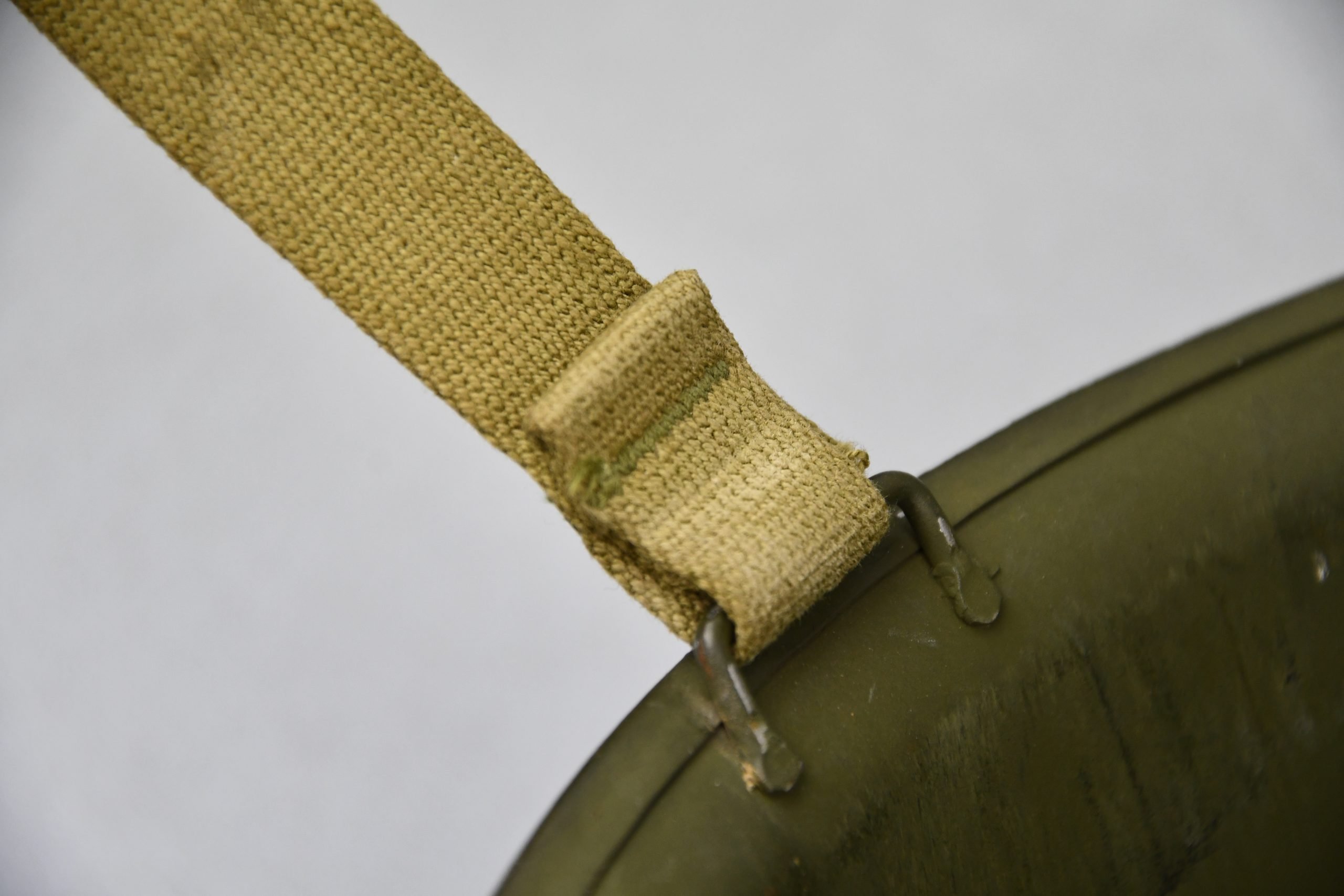 RARE US WW2 M1 helmet with low pressure St. Clair liner — image 18