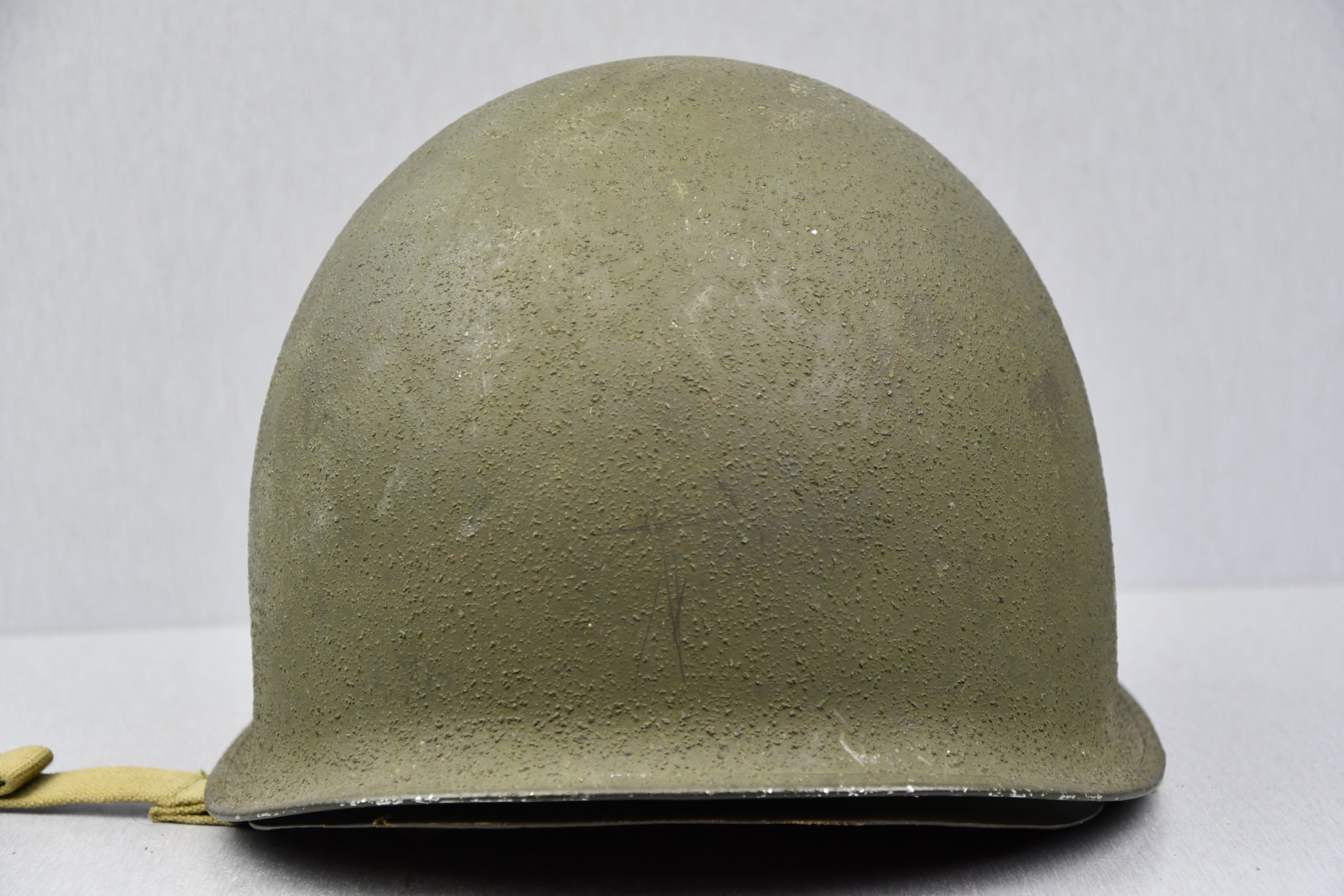 RARE US WW2 M1 helmet with low pressure St. Clair liner — image 4