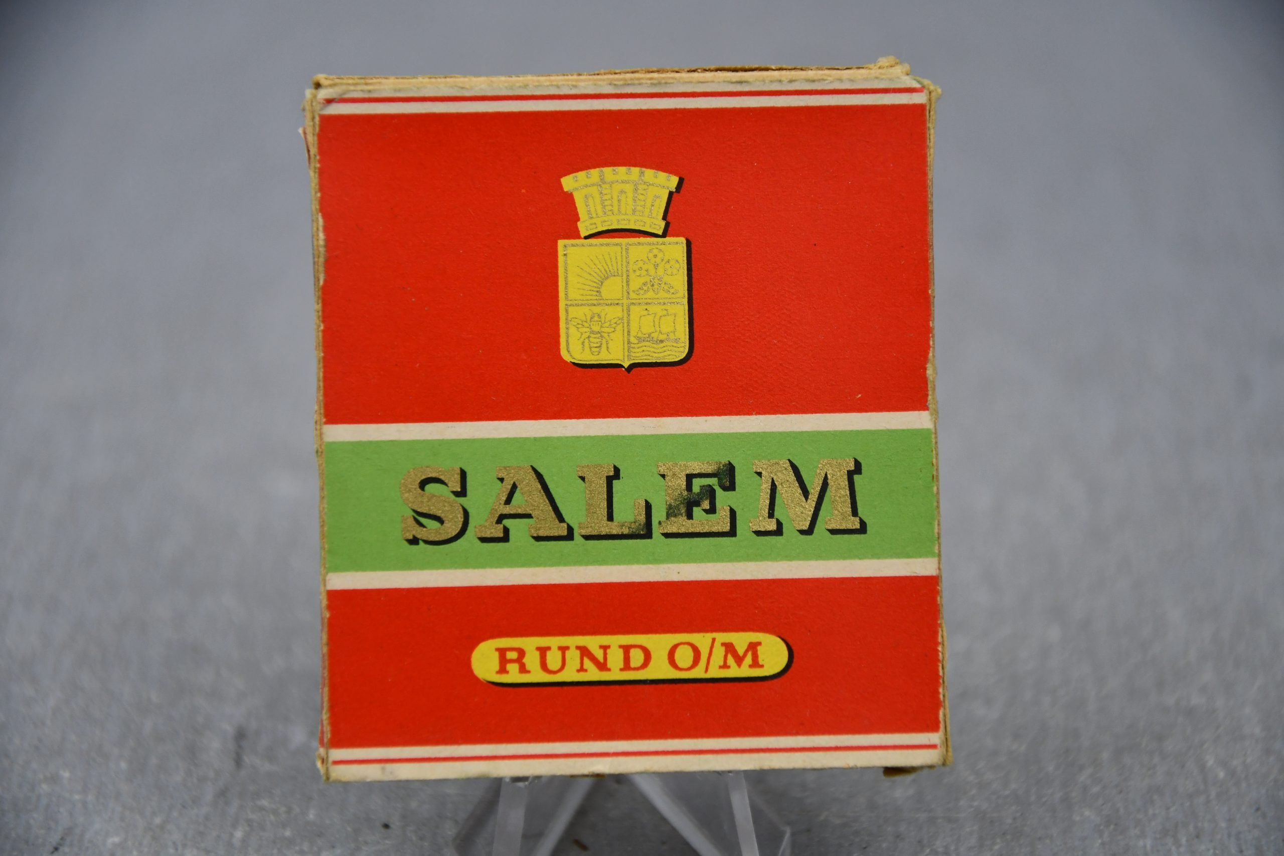 WW2 German 6 piece 'Salem' cigarette pack — image 2