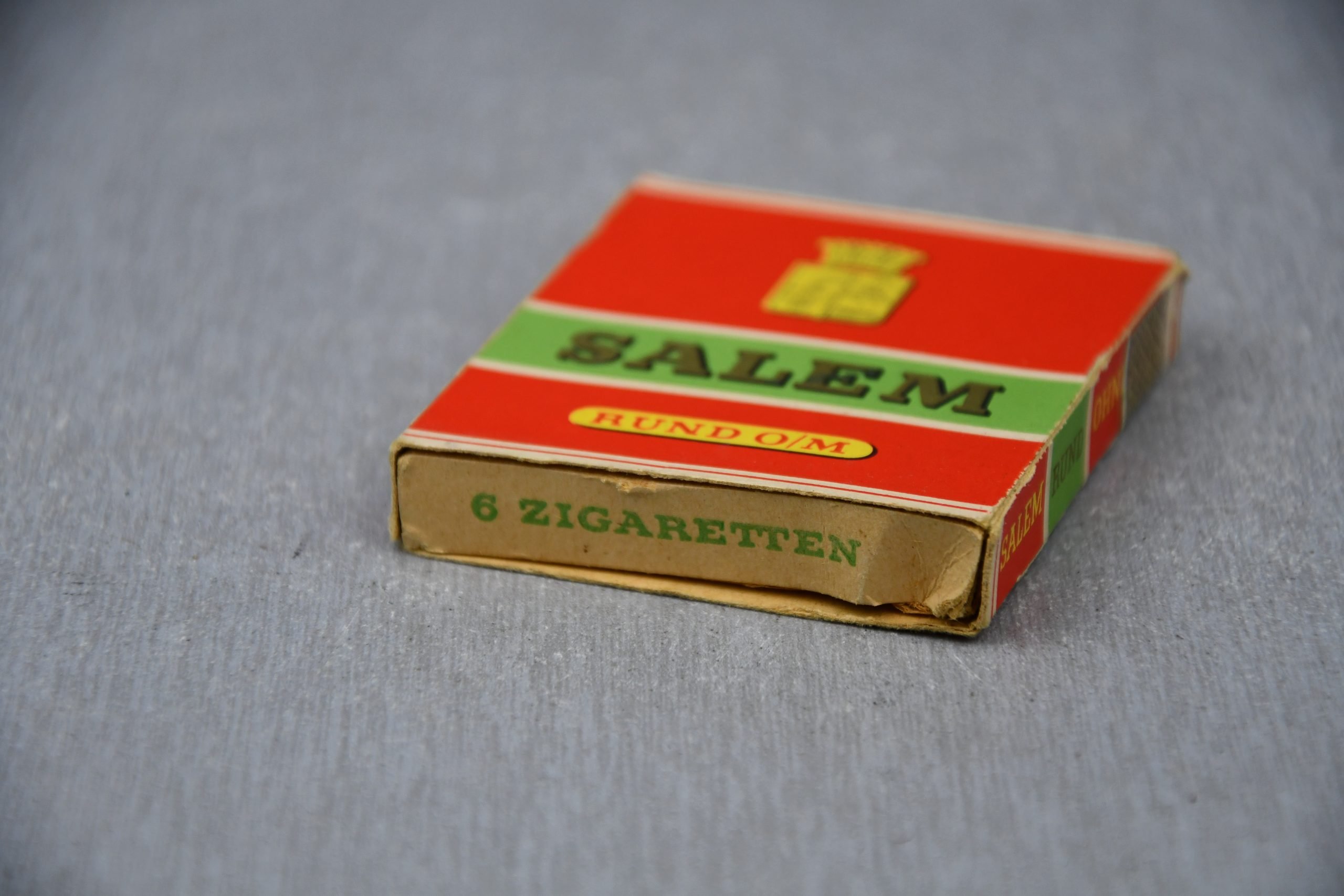 WW2 German 6 piece 'Salem' cigarette pack — image 3