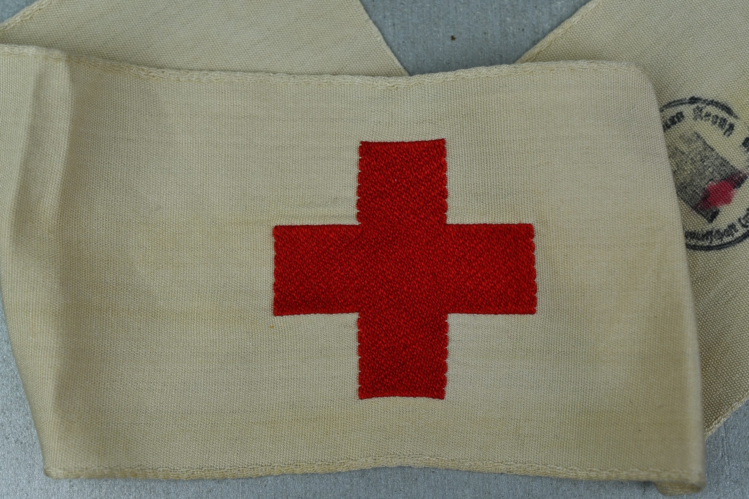 Wehrmacht medic 'Sanitäter' armband with DRK acceptance stamp — image 2