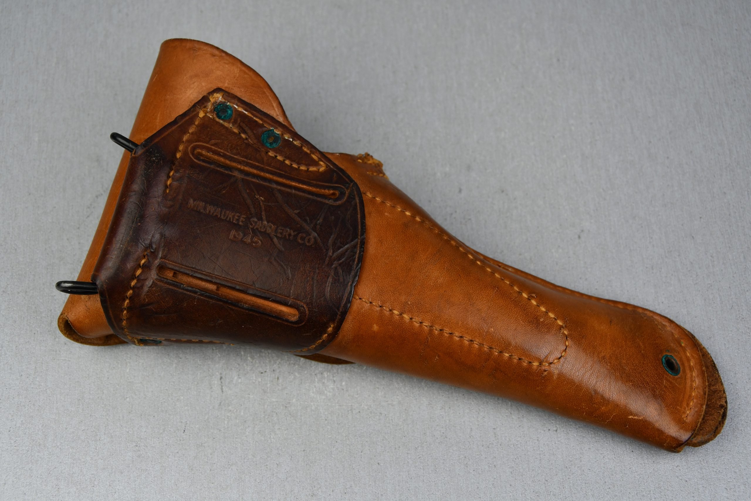 US WW2 M1916 Colt Pistol Holster by Milwaukee Saddkery Co. 1945 — image 3