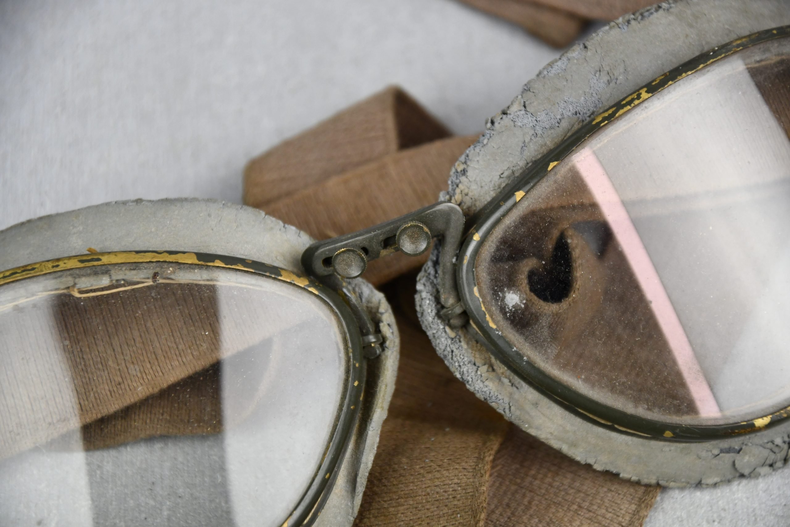 Lutwaffe pilot goggles — image 2