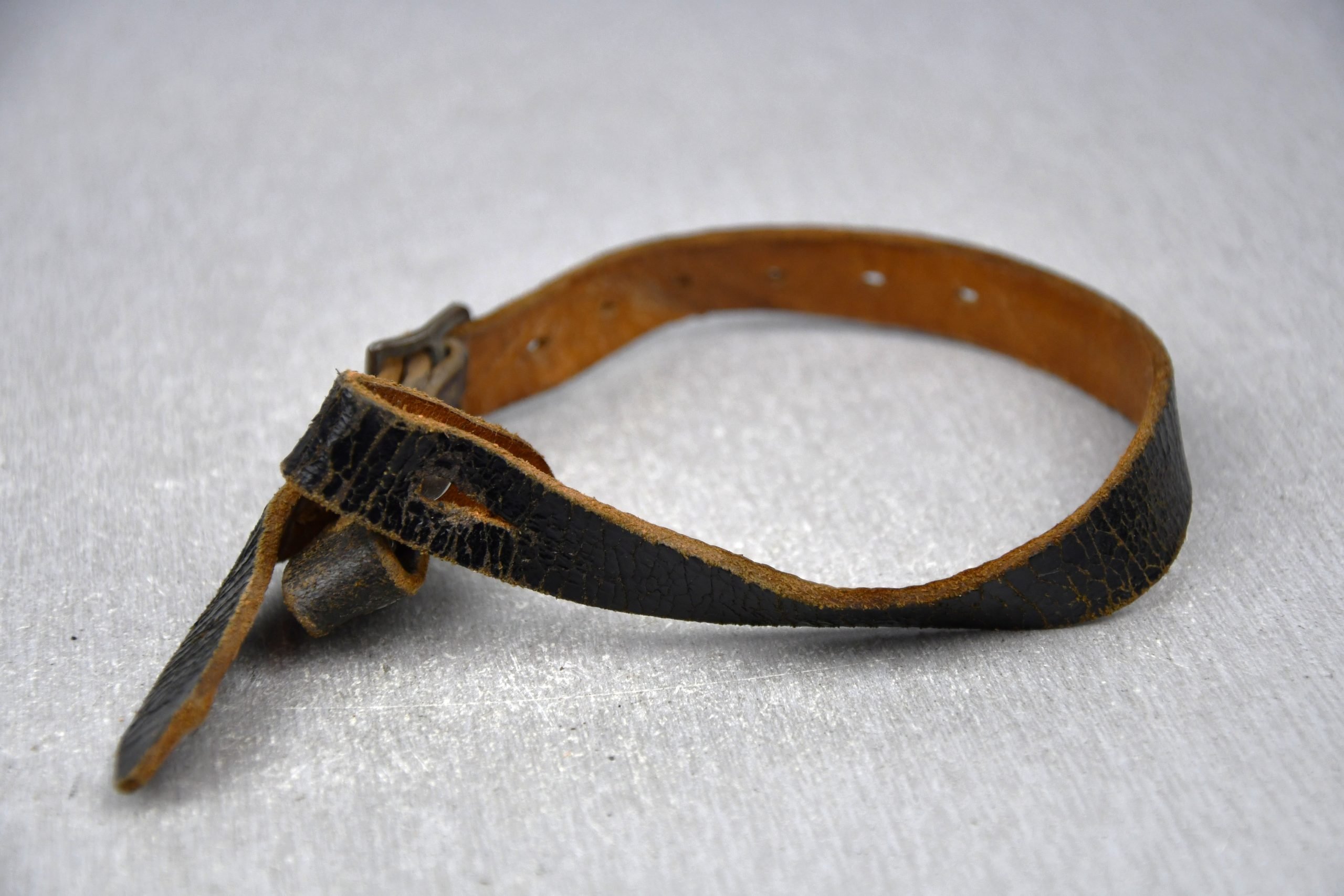 German helmet chin strap by ftb 1944 — image 4