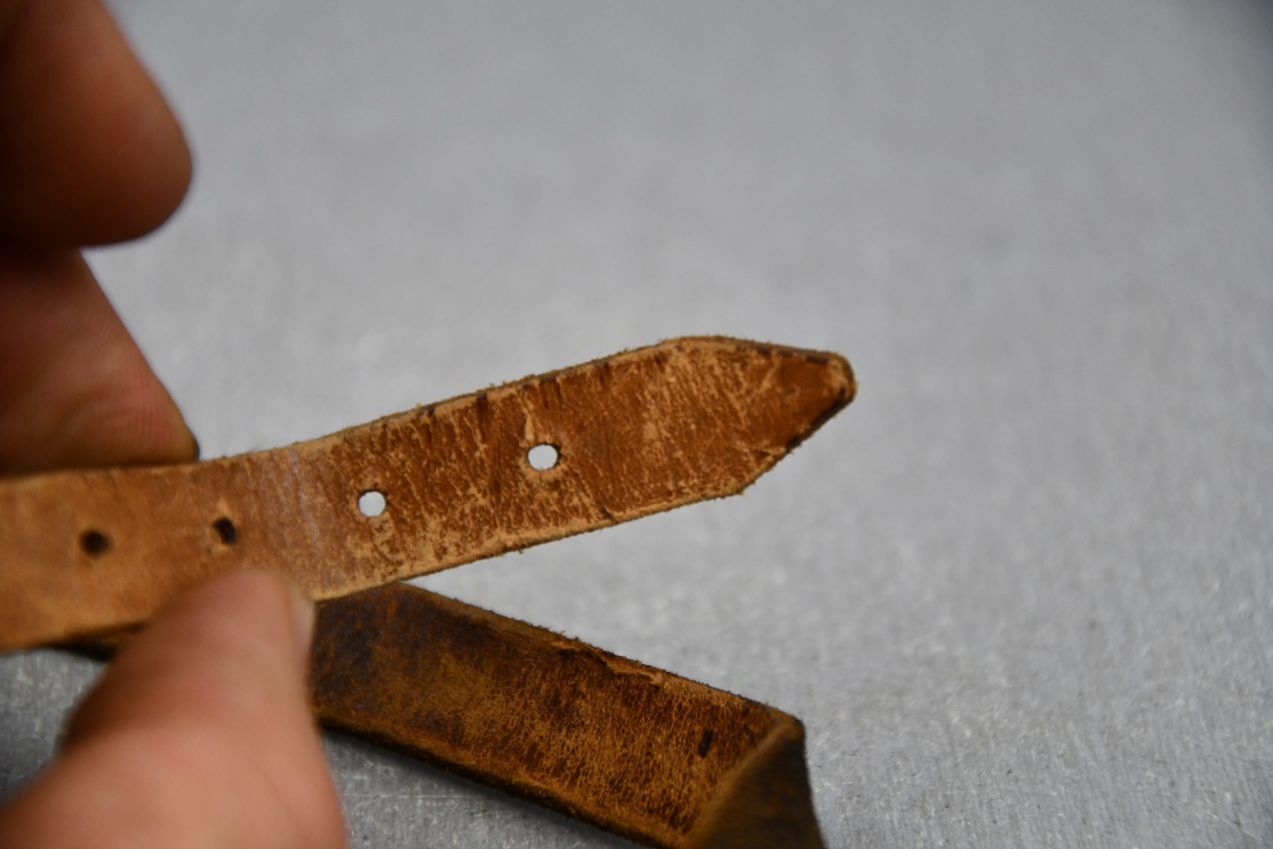 German helmet chin strap ca.1941 — image 5