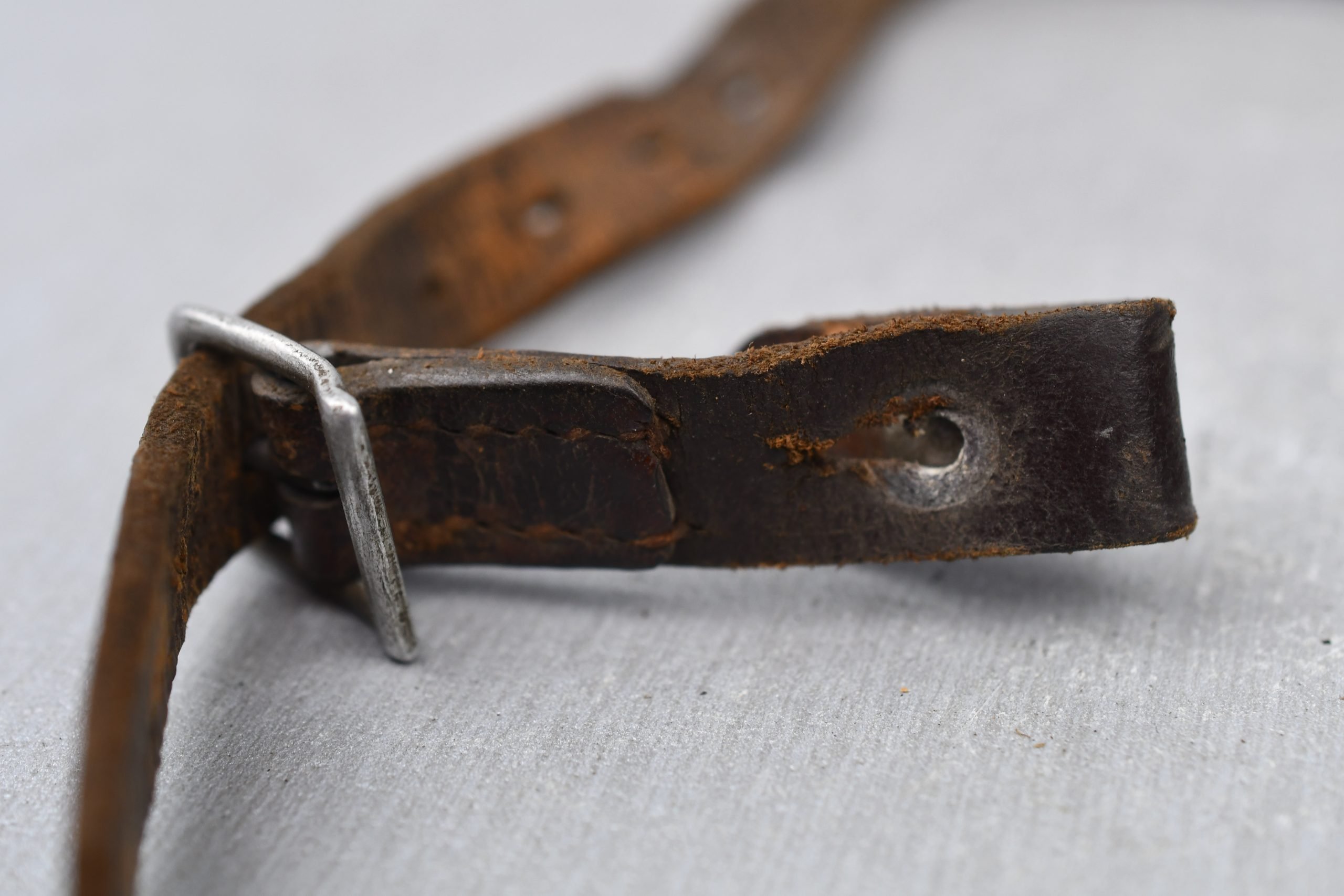 Early Luftwaffe helmet chin strap with LBA stamp 1939 — image 10