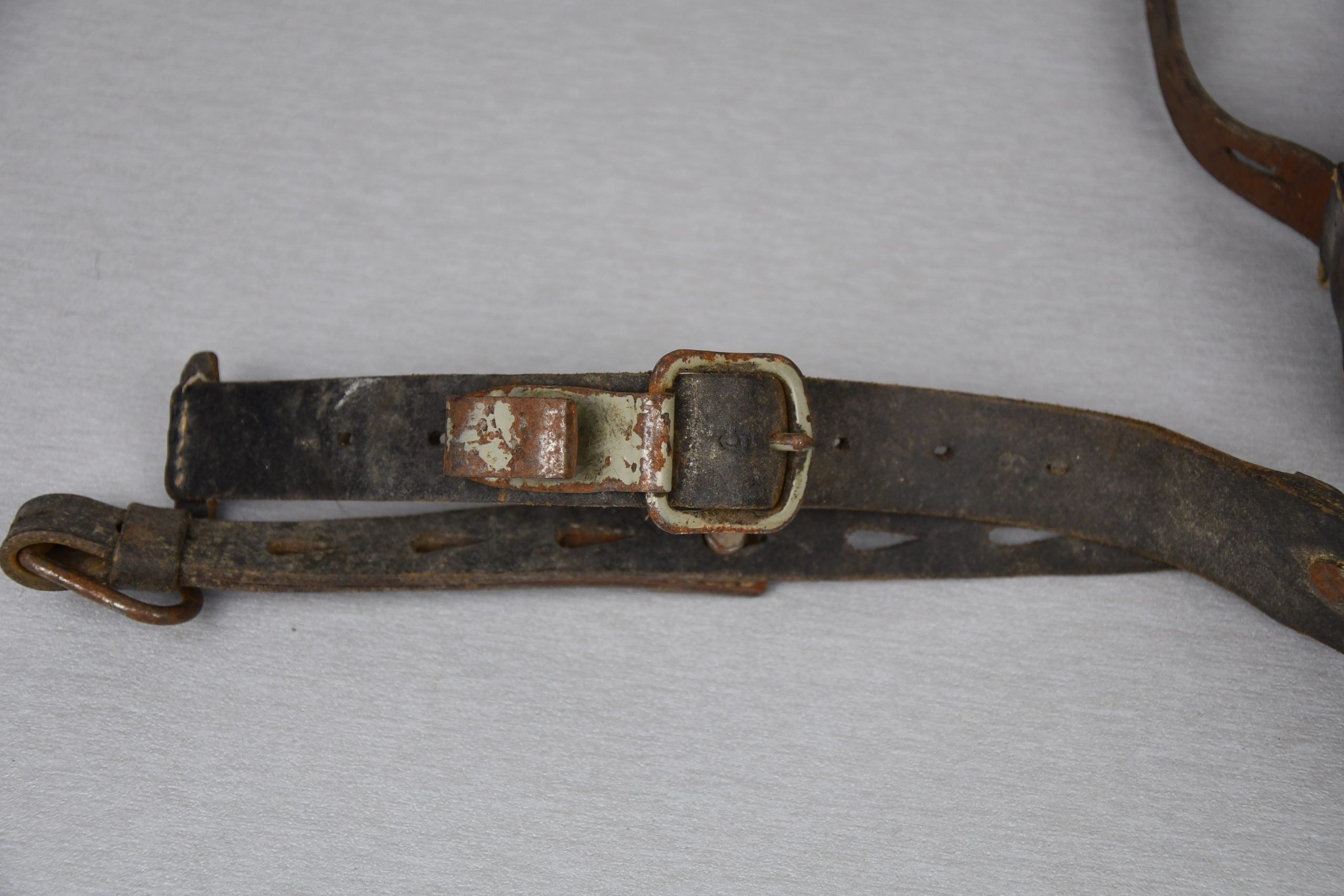 Wehrmacht leather Y-straps 'Koppeltragegestell' 1940 — image 4