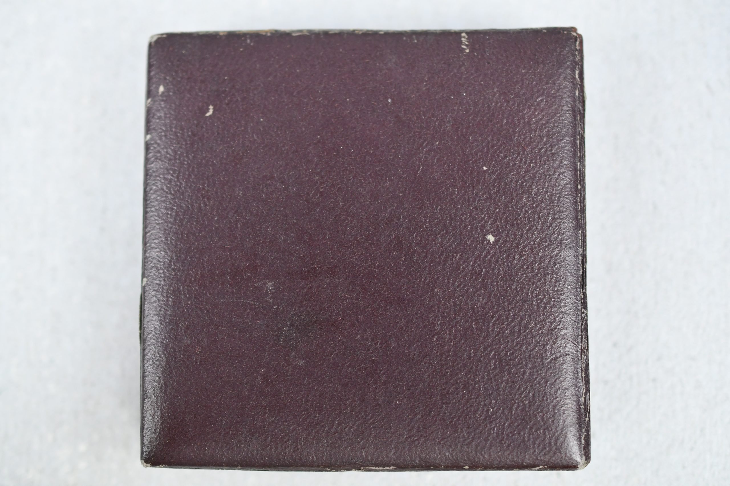 Silver wound badge by '30' Hauptmünzamt Wien with matching box — image 6