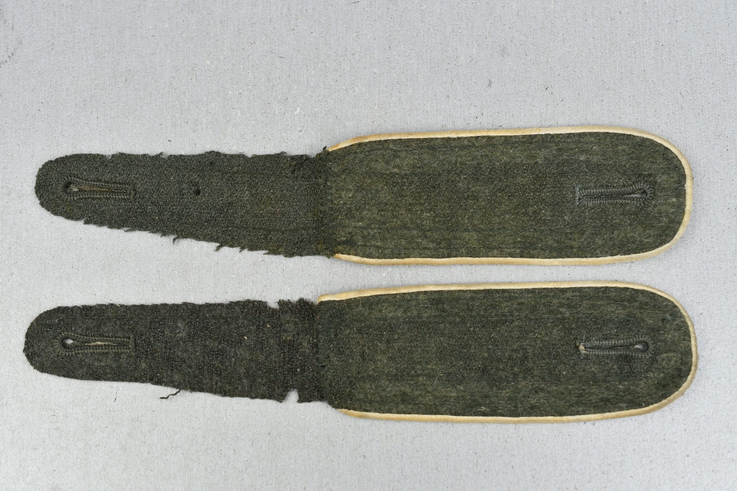 M44 army (Heer) infantry matching shoulder board set — image 2