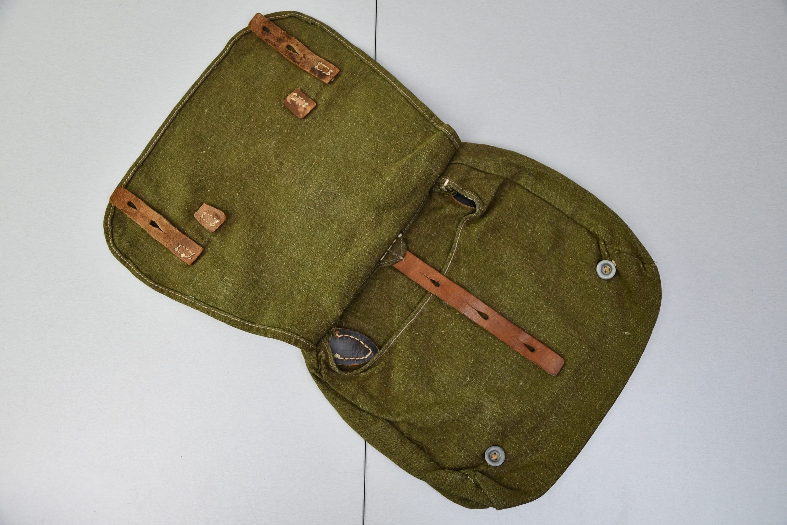 M31 Wehrmacht bread bag — image 3