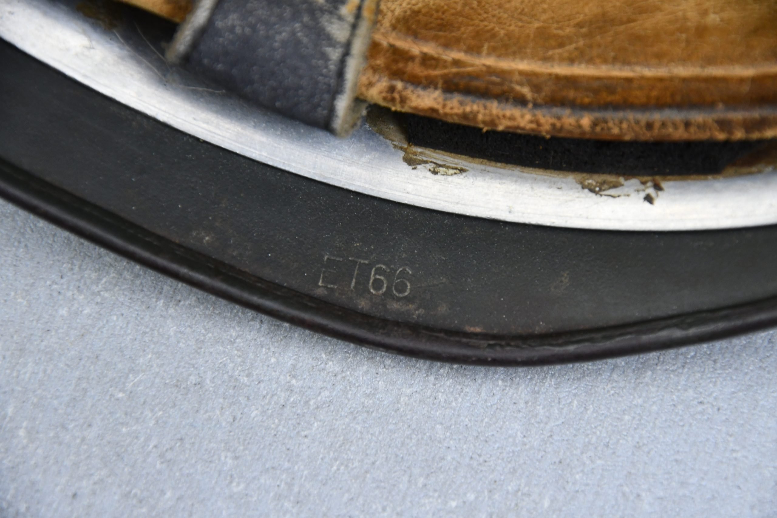 M38 Luftwaffe single decal paratrooper 'Fallschirmjäger' helmet ET66 — image 14