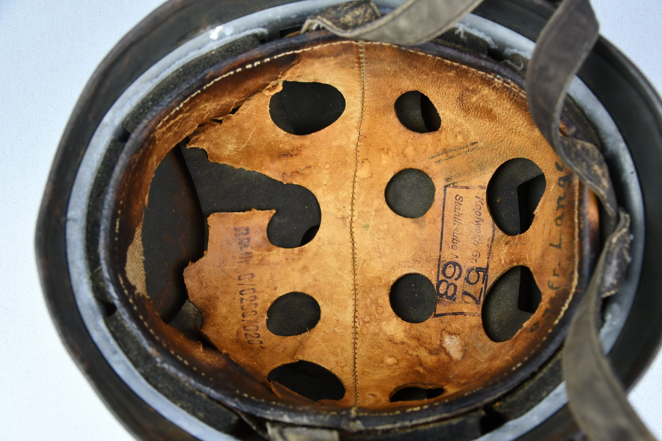 M38 Luftwaffe no decal paratrooper 'Fallschirmjäger' subtle camouflage helmet ckl68 named — image 18