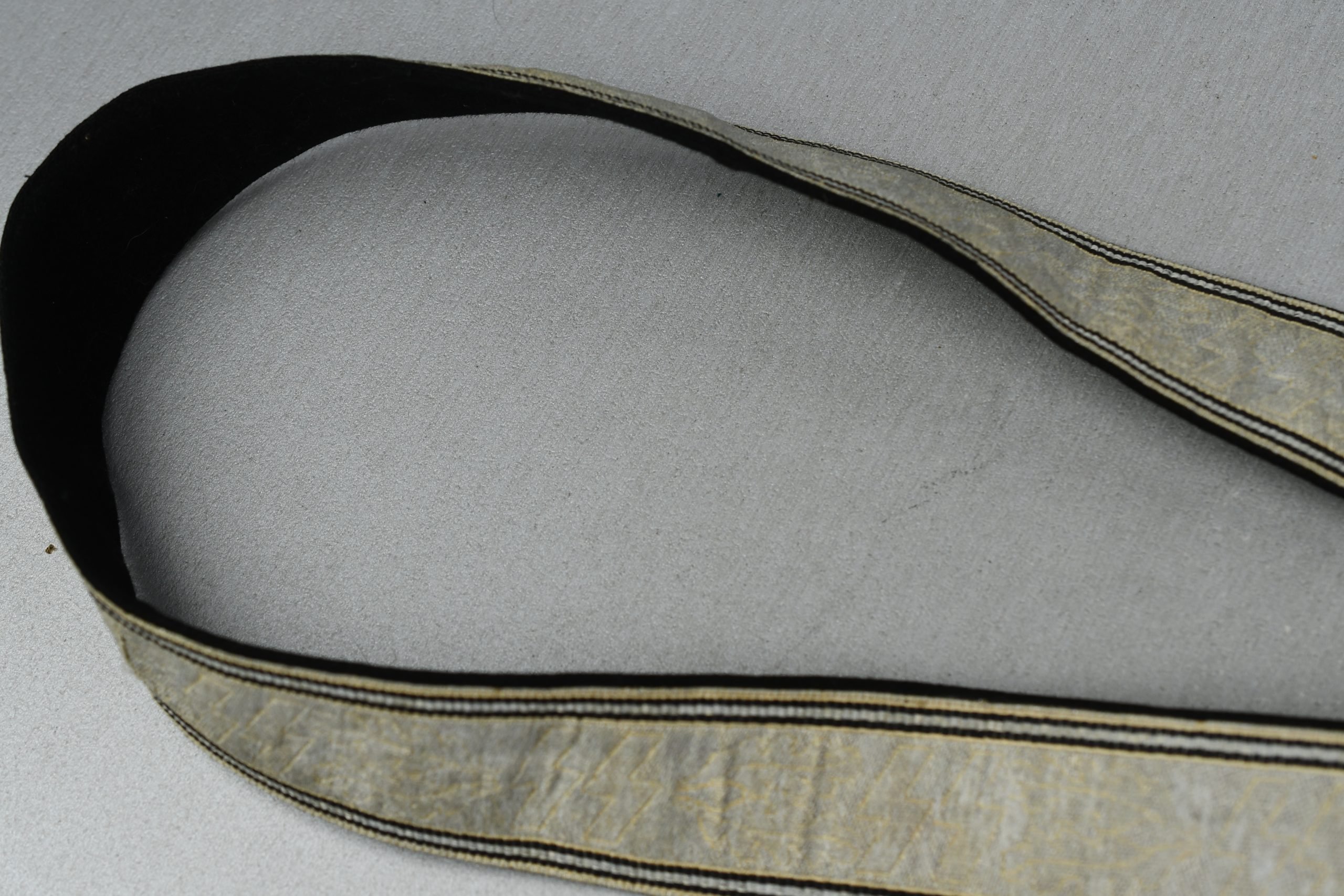 SS officer dress belt 'Feldbinde'with buckle by Overhoff — image 10