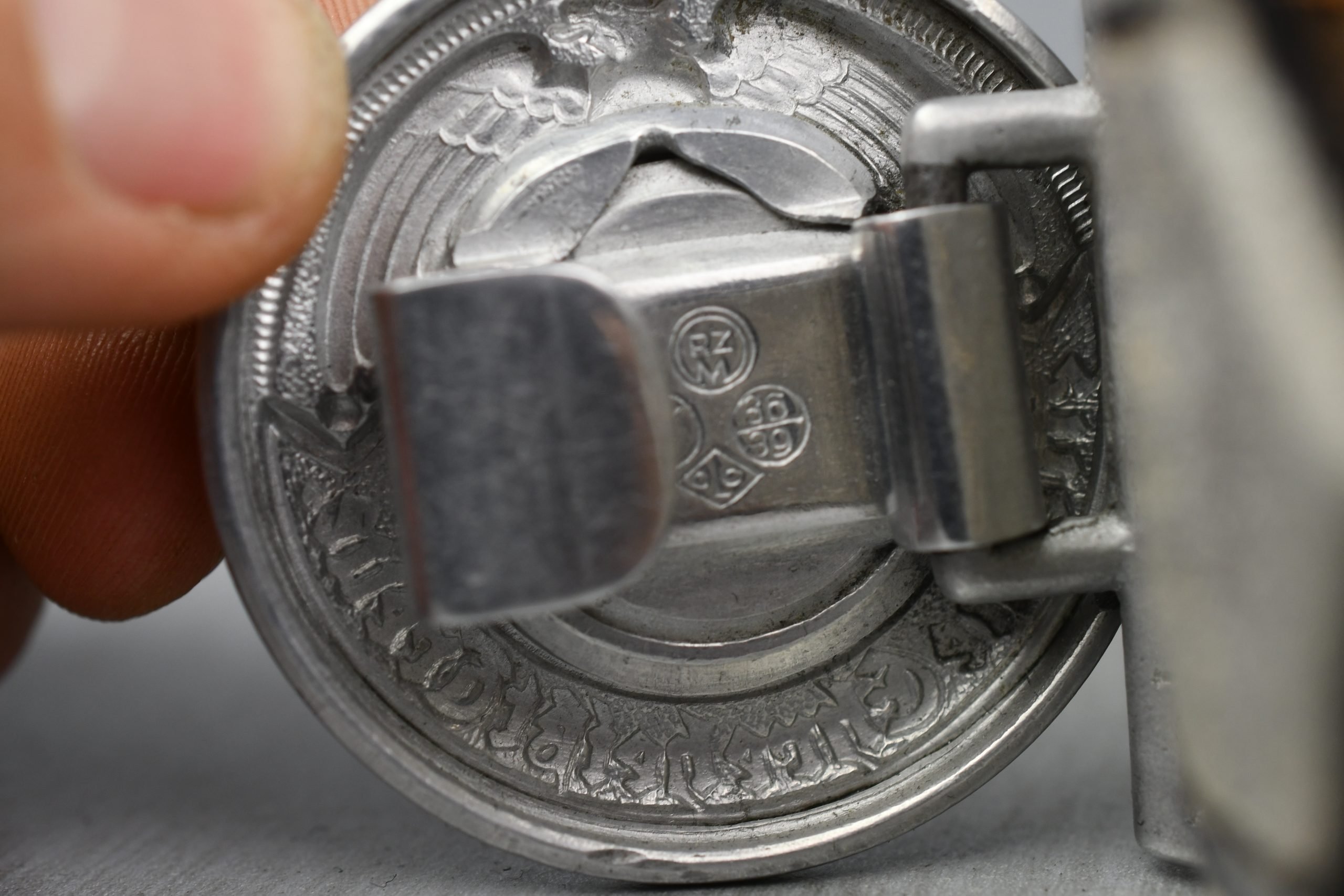 SS officer dress belt 'Feldbinde'with buckle by Overhoff — image 3