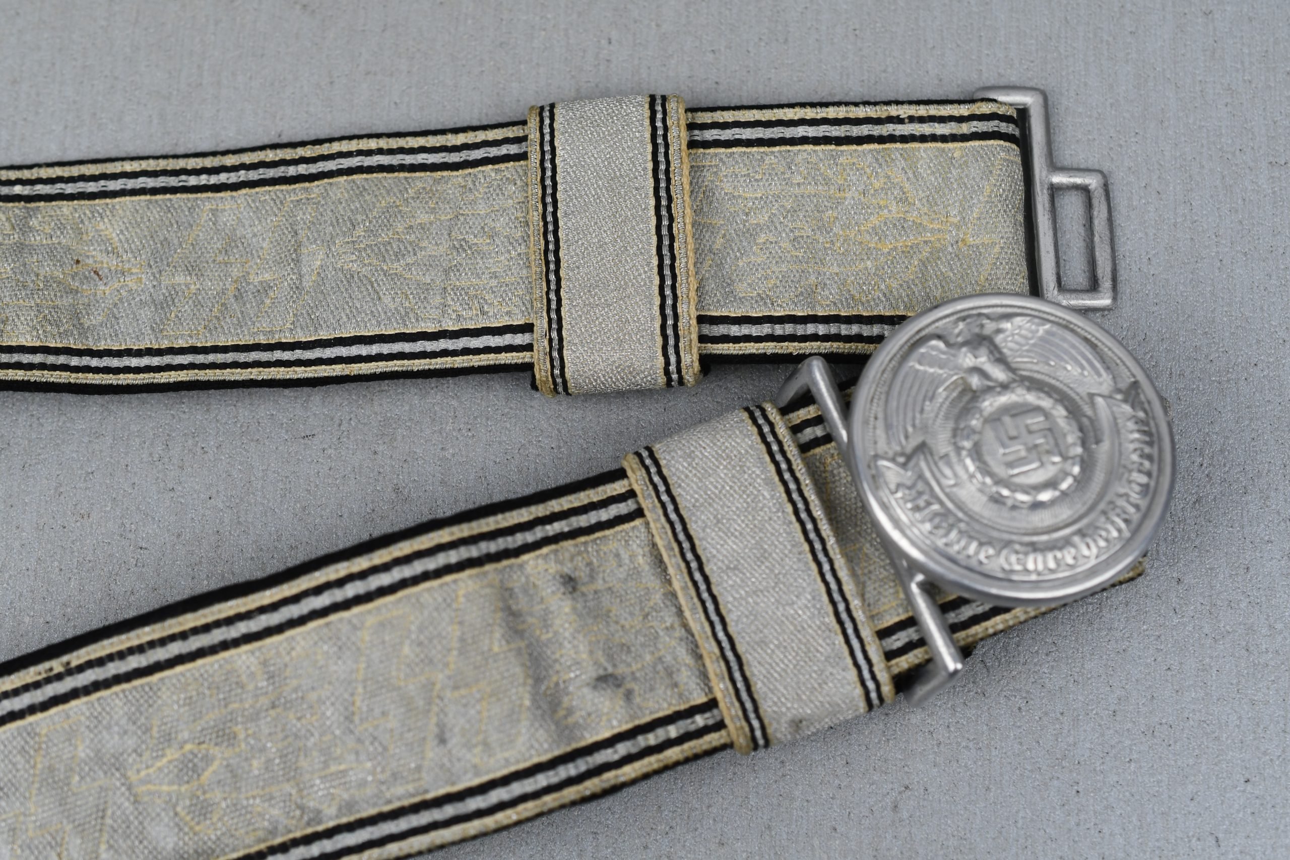 SS officer dress belt 'Feldbinde'with buckle by Overhoff — image 9