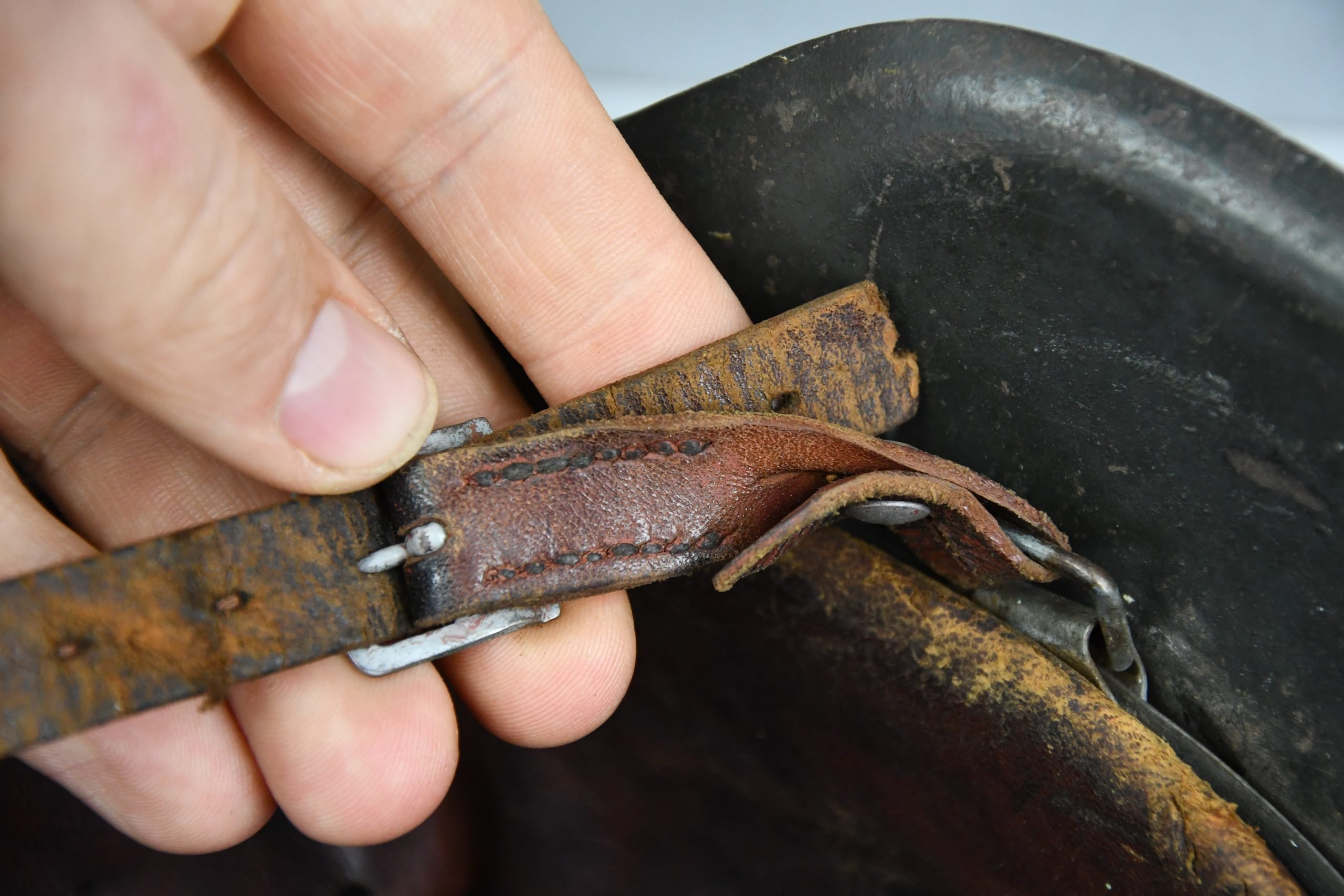 M42 army (Heer) single decal steel helmet hkp66 named — image 12