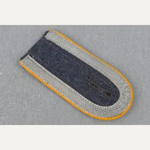 RARE M44 Luftwaffe pilot or Fallschirmjäger shoulder board for Unteroffizier