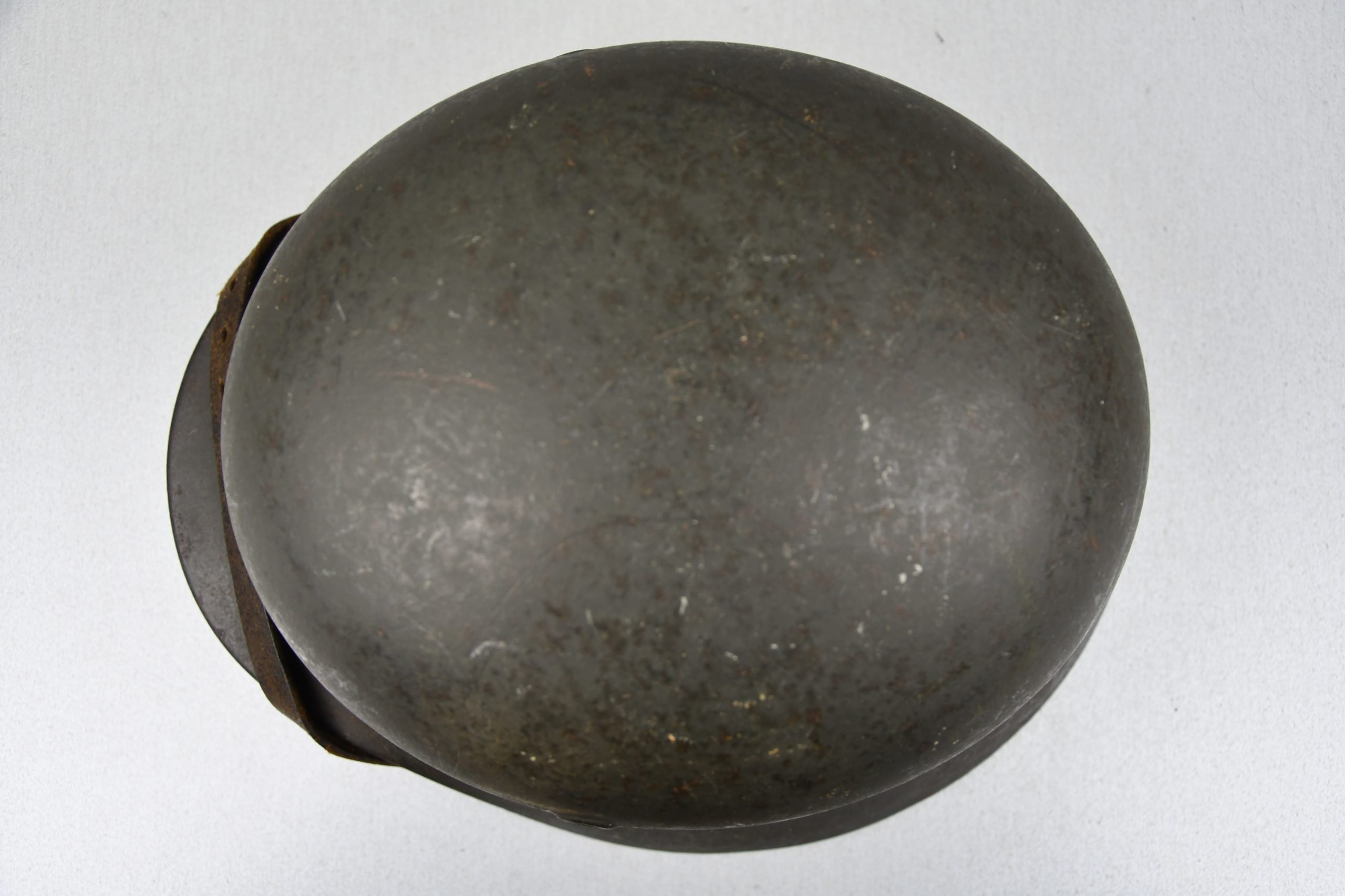 M40 army (Heer) single decal steel helmet Q64 — image 7