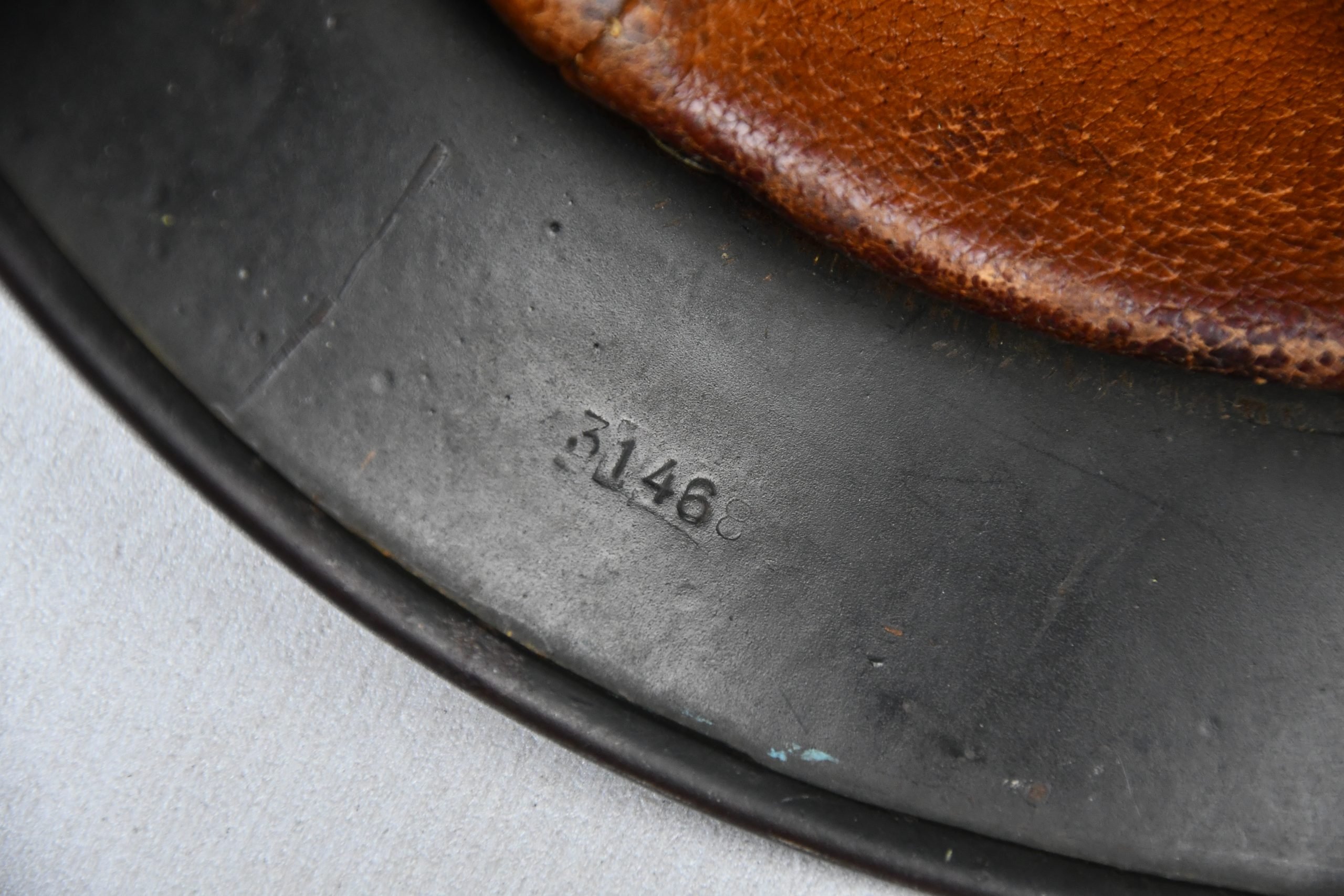 M40 army (Heer) single decal steel helmet Q66 — image 15