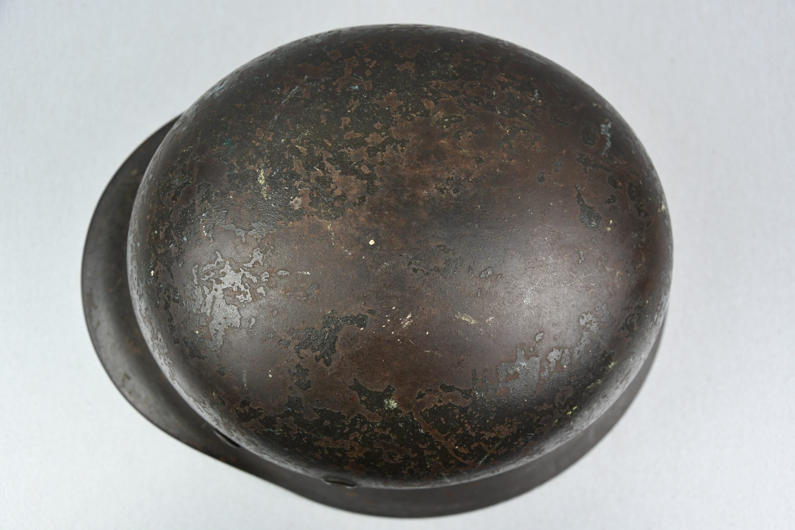 M40 army (Heer) single decal steel helmet Q66 — image 8