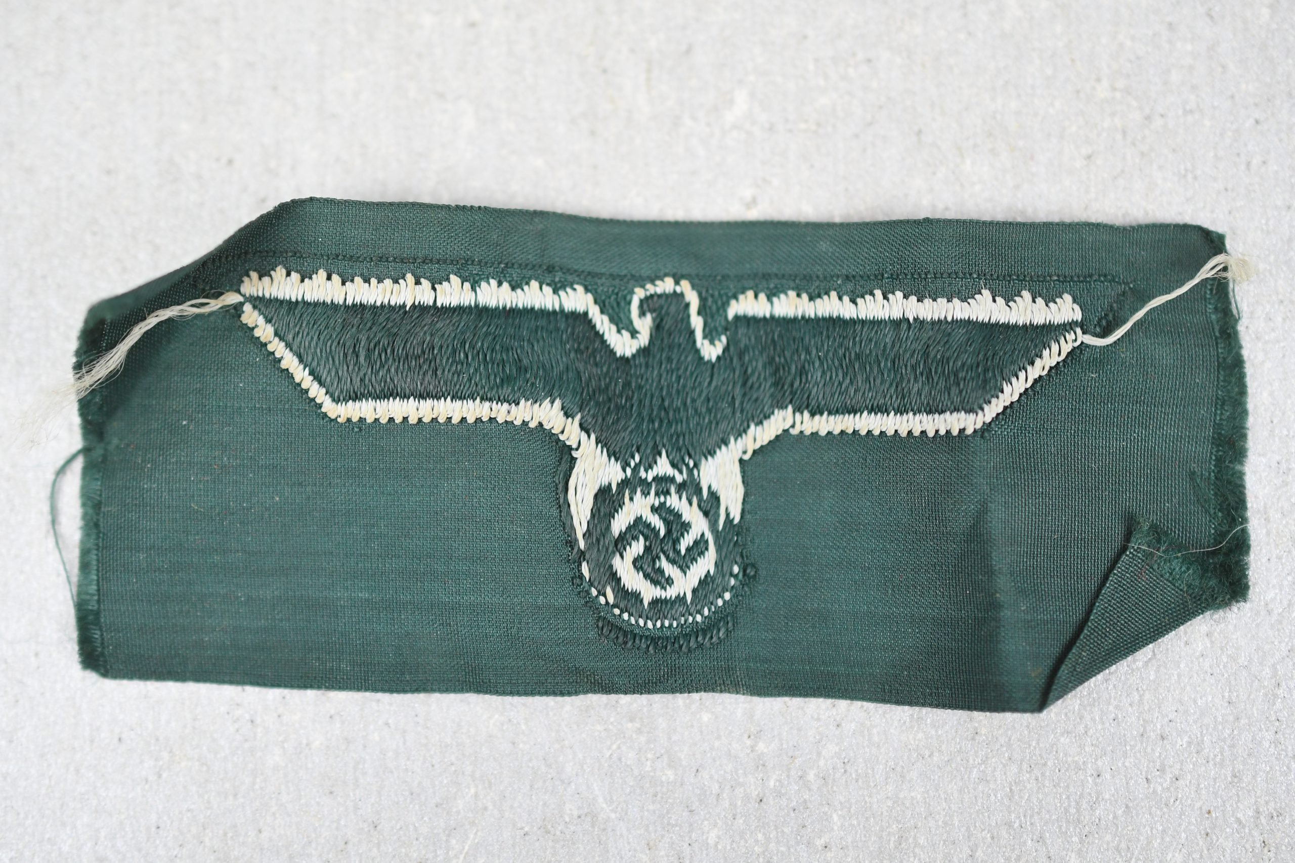 M38 army (Heer) 'BeVo' cap eagle — image 2