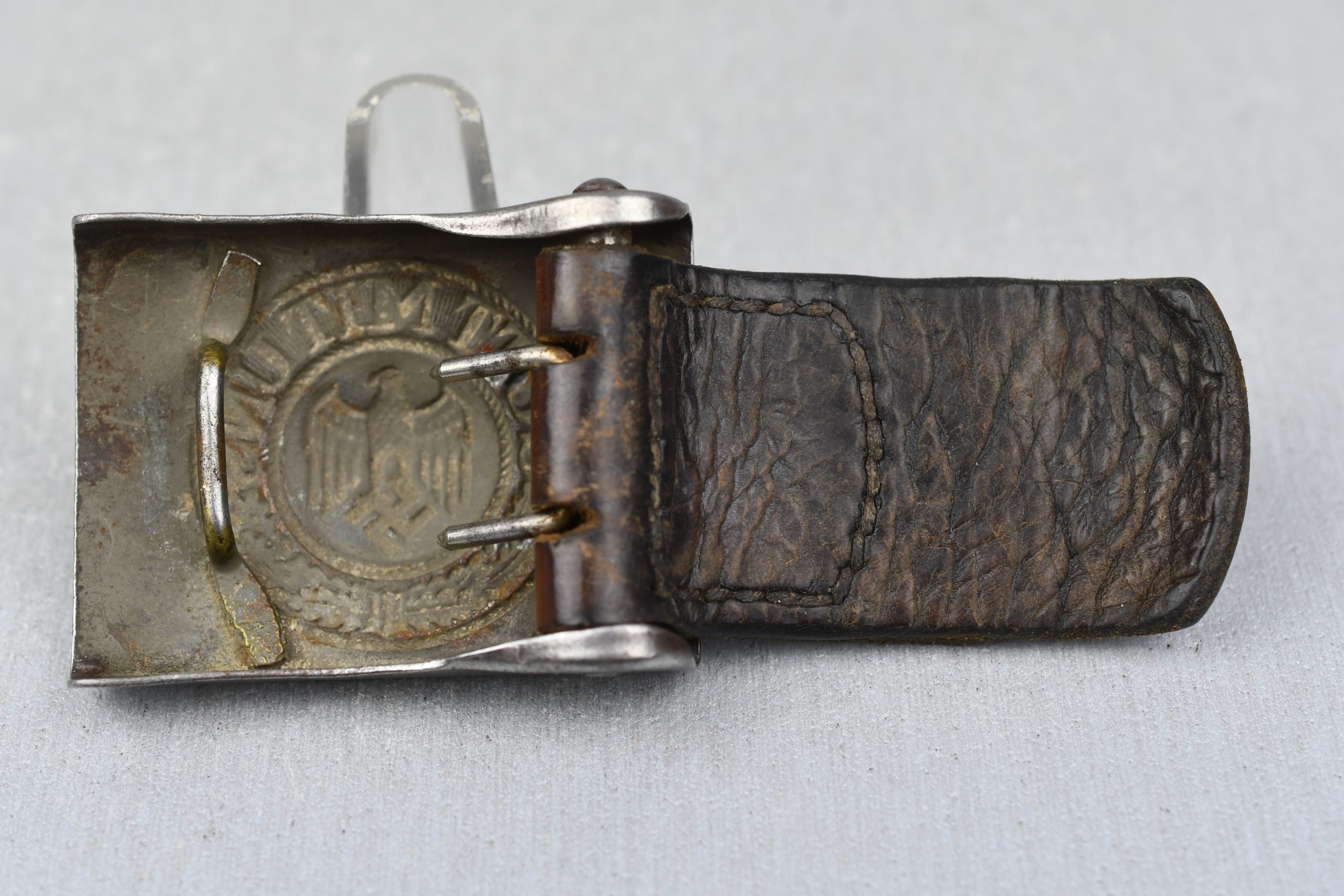 Army (Heer) belt buckle by F.W. Assmann & Söhne 1940 — image 4