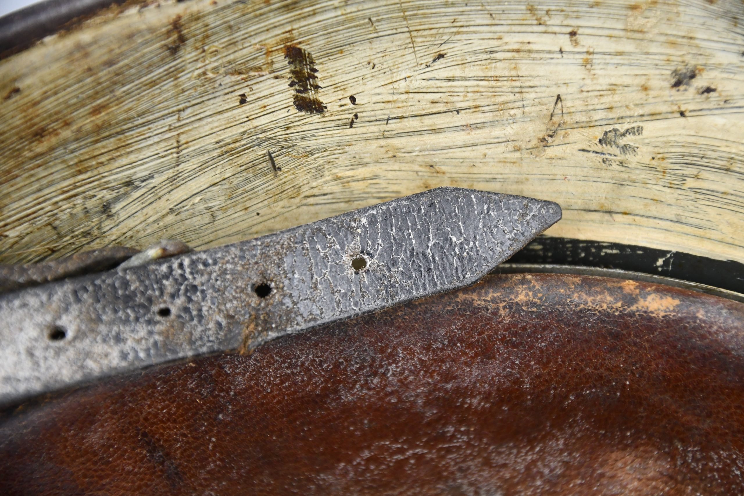 M40 Luftwaffe white winter camouflage helmet ET64 — image 18