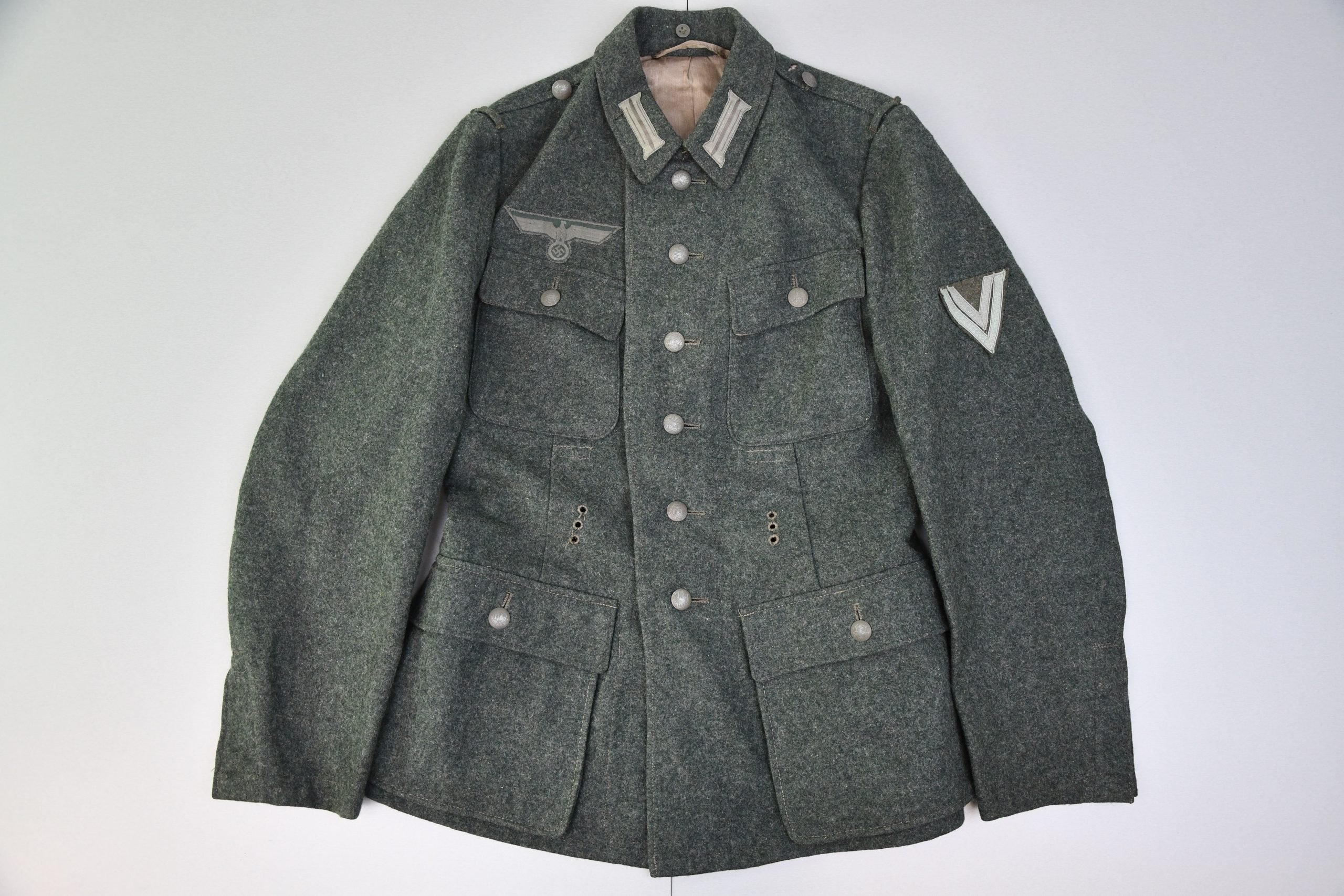 MINT M43 army (Heer) Feldbluse 1943 with RBNr.