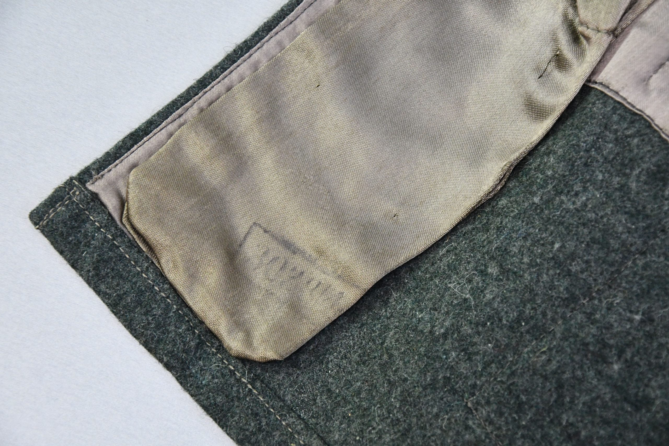 MINT M43 army (Heer) Feldbluse 1943 with RBNr. — image 17