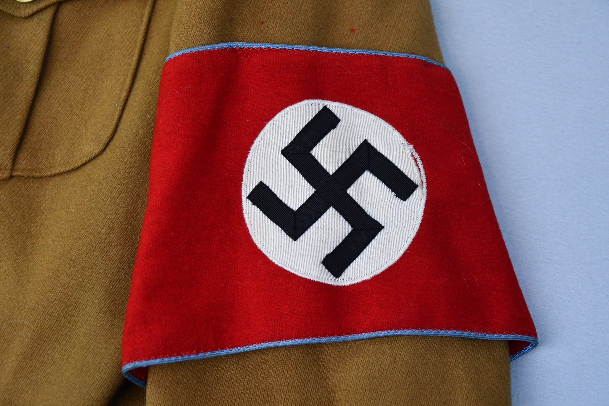 NSDAP Ortsgruppe leader service tunic — image 4