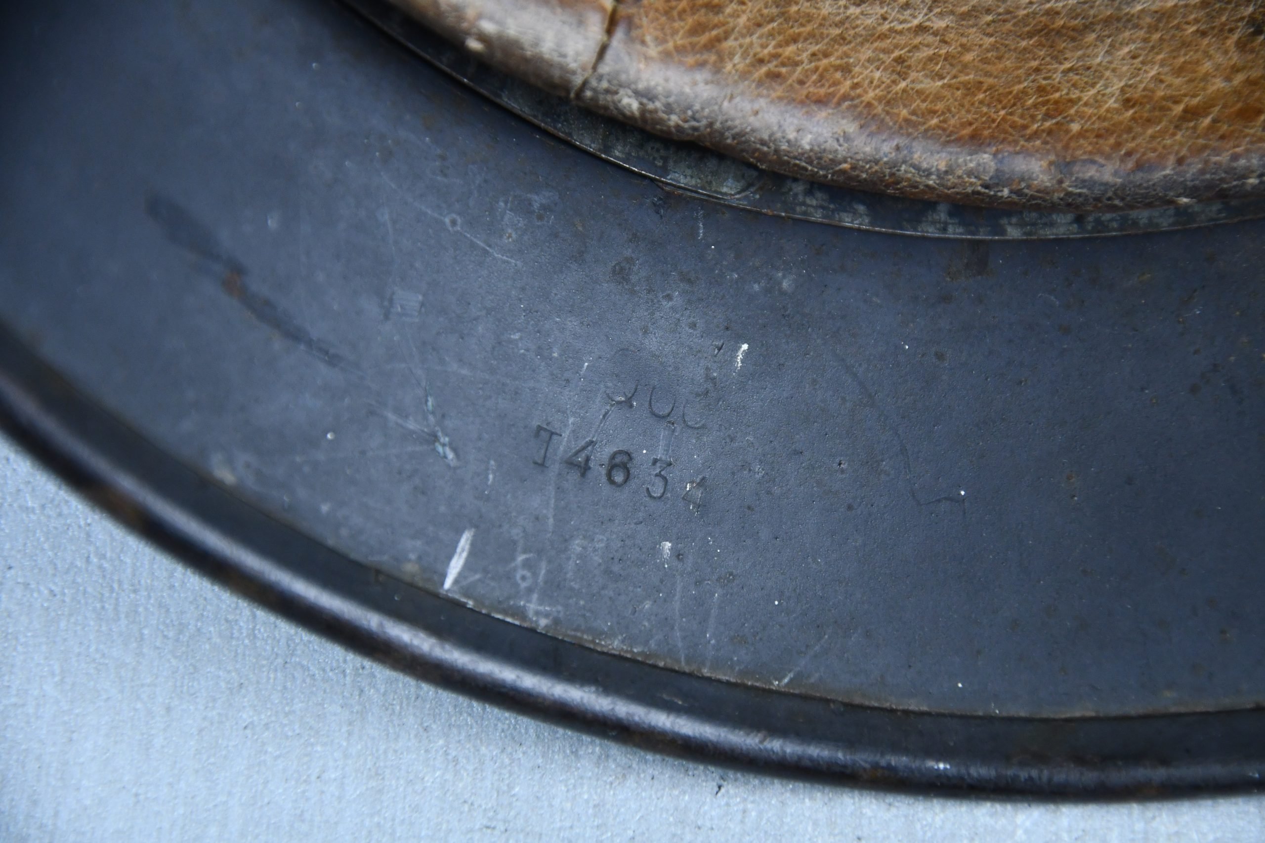 M40 Heer/Waffen-SS no decal steel helmet Q66 — image 12