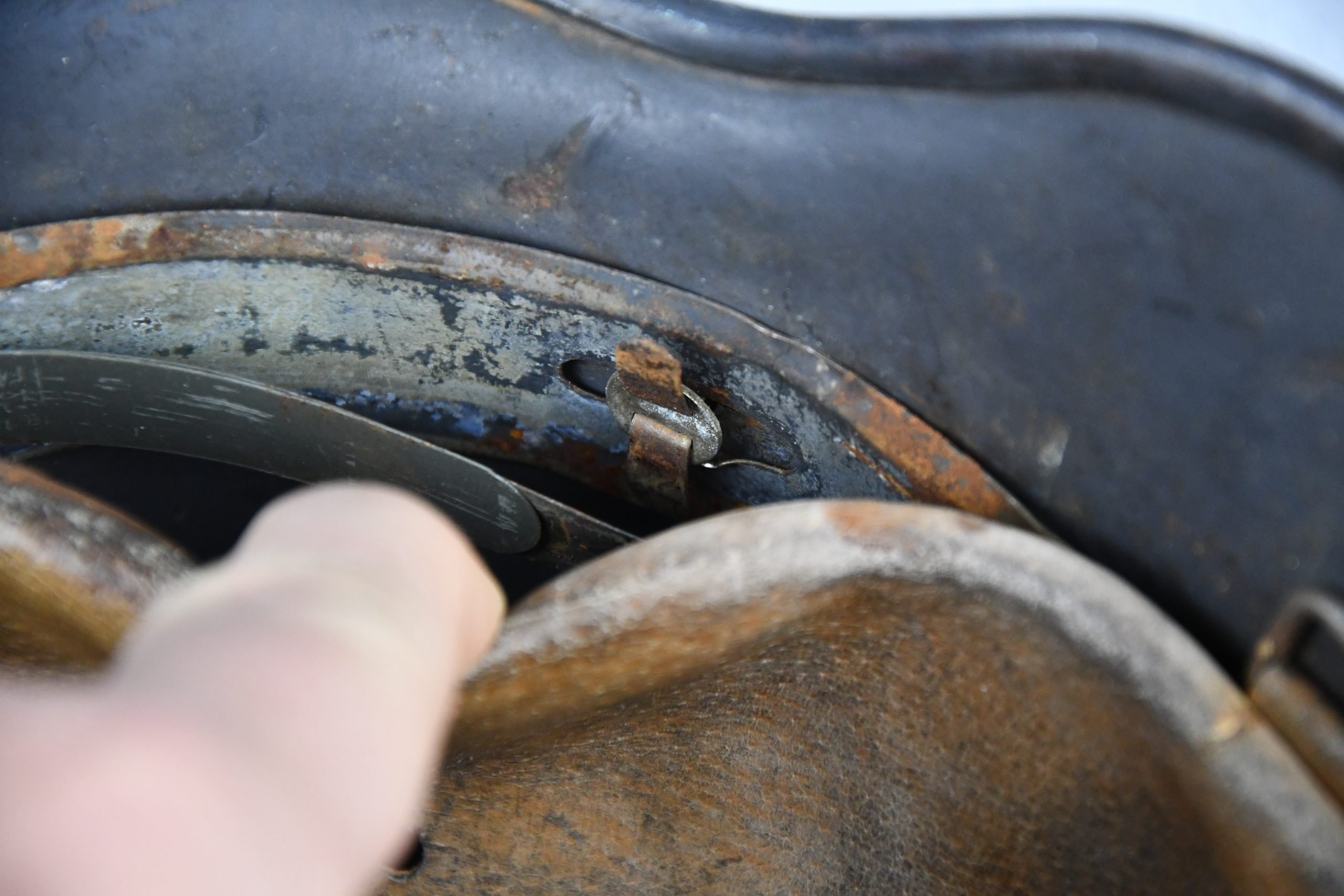 M40 Heer/Waffen-SS no decal steel helmet Q66 — image 14