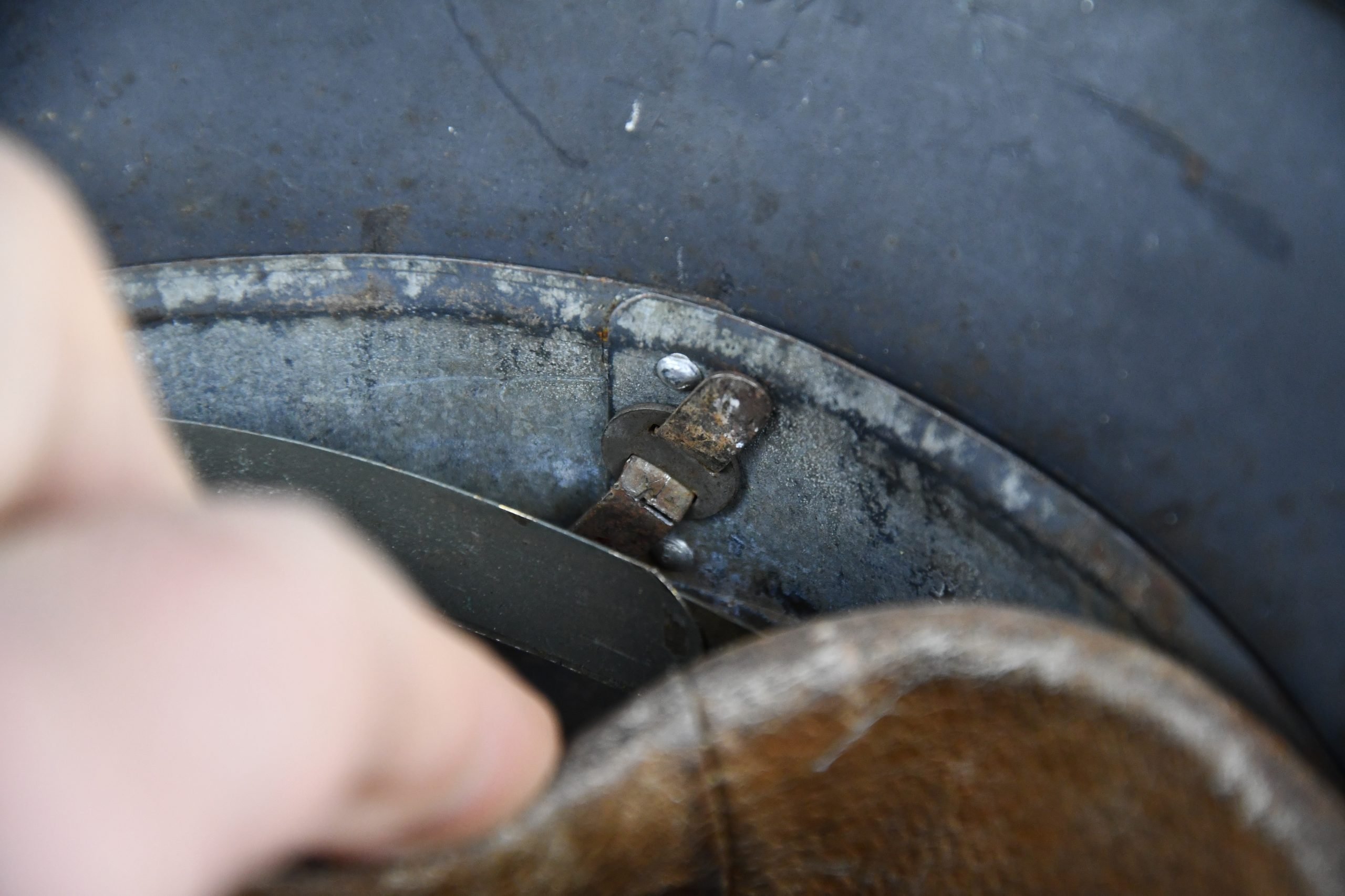 M40 Heer/Waffen-SS no decal steel helmet Q66 — image 15