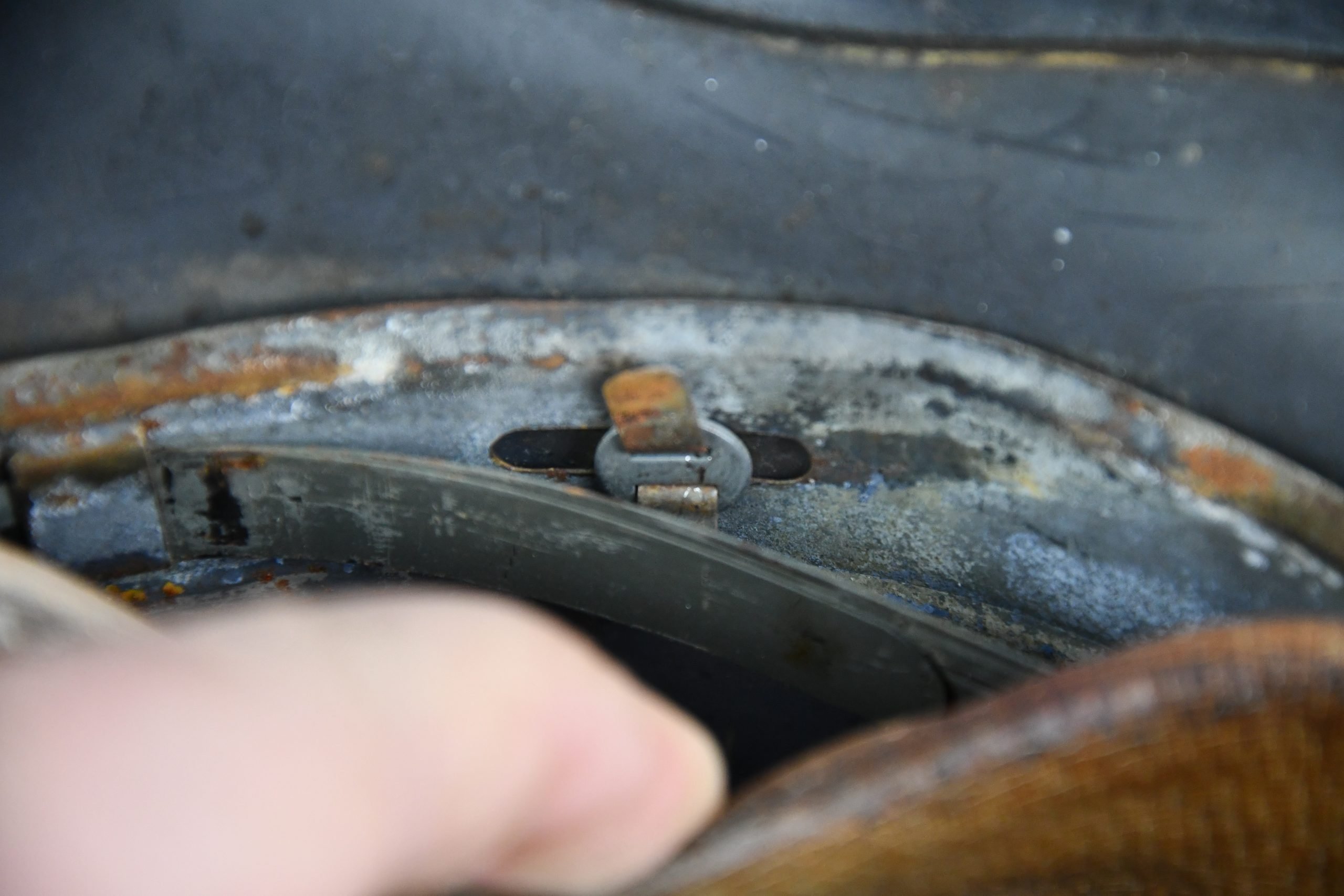 M40 Heer/Waffen-SS no decal steel helmet Q66 — image 16