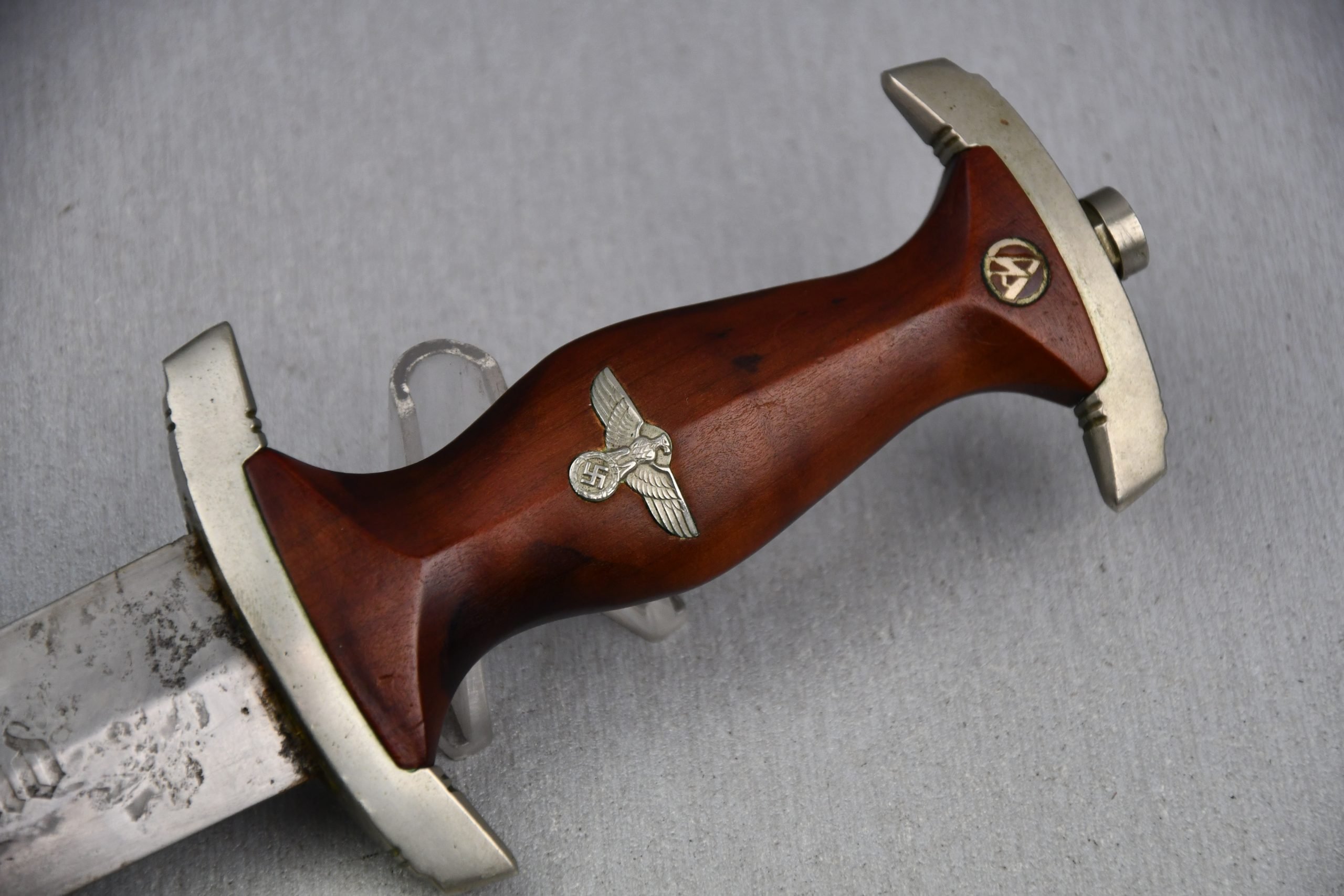 Early M33 NSKK dagger by Carl Zander rarity scale 9 — image 2