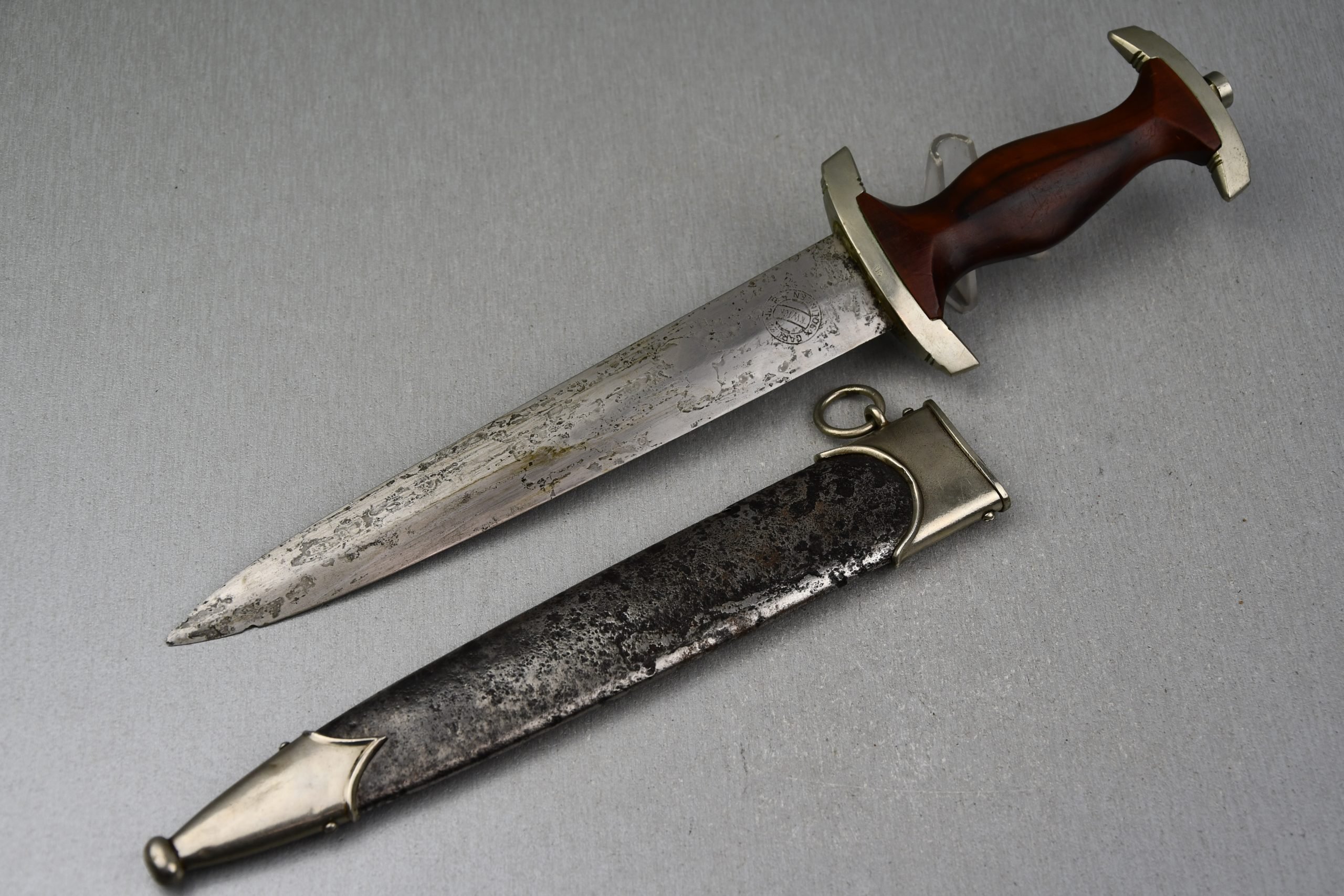 Early M33 NSKK dagger by Carl Zander rarity scale 9 — image 7