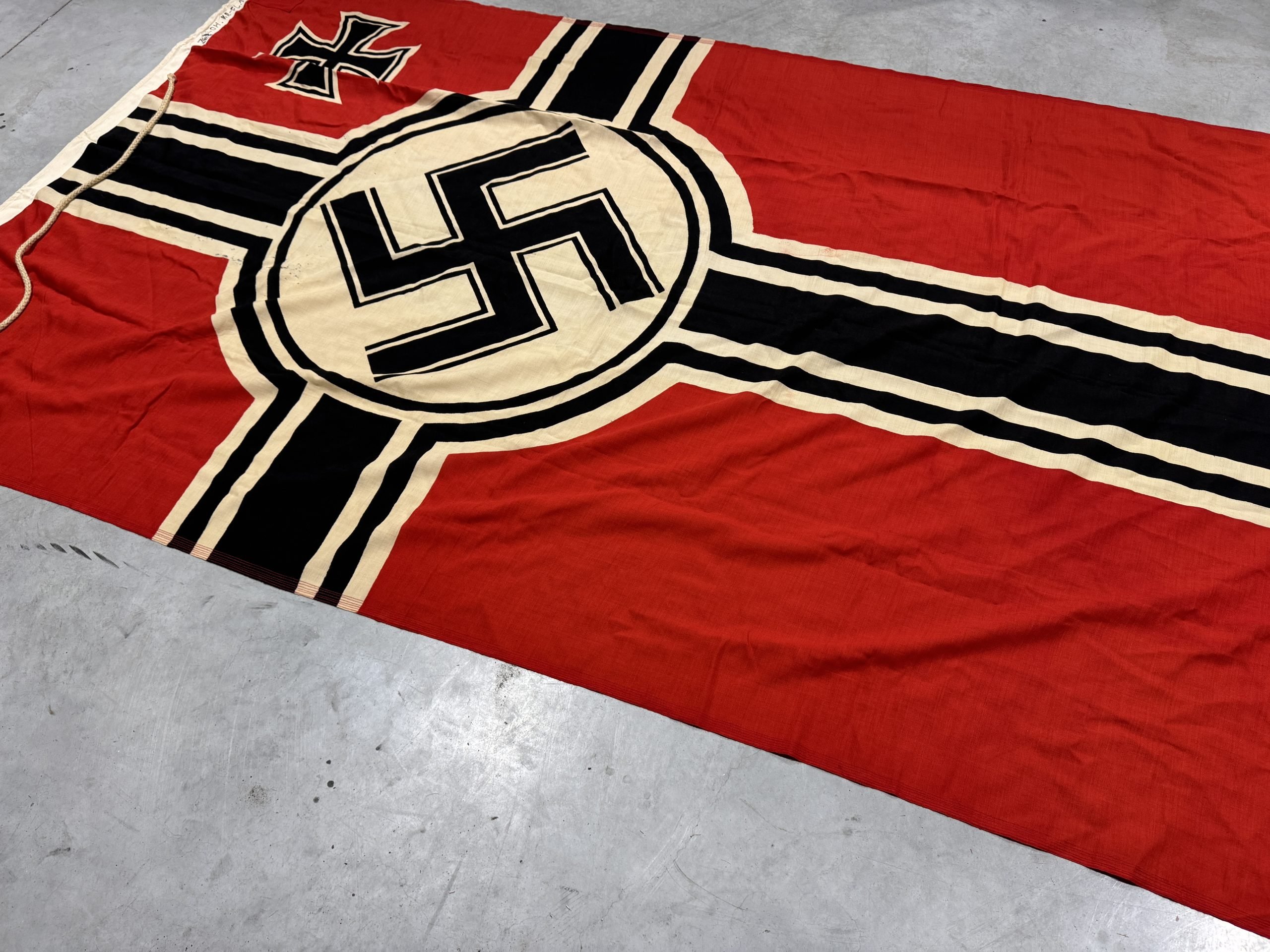 Navy (Kriegsmarine) battle flag 'Kriegsflagge' 150×250 by LOH — image 2