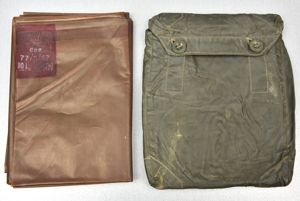 Complete Wehrmacht gascape with pouch 1942