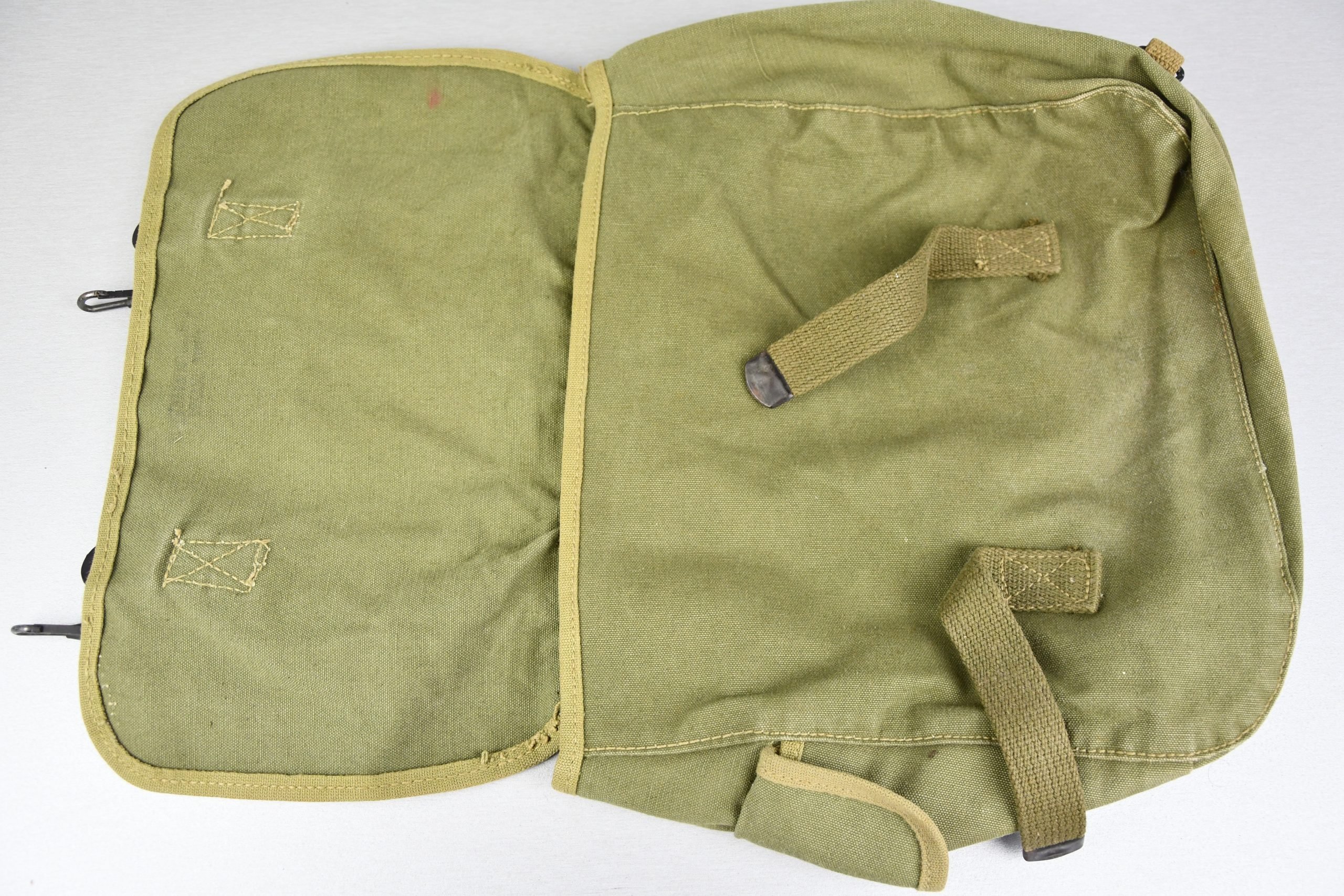 US WW2 M1936 'Musette' field bag ca.1943 — image 3