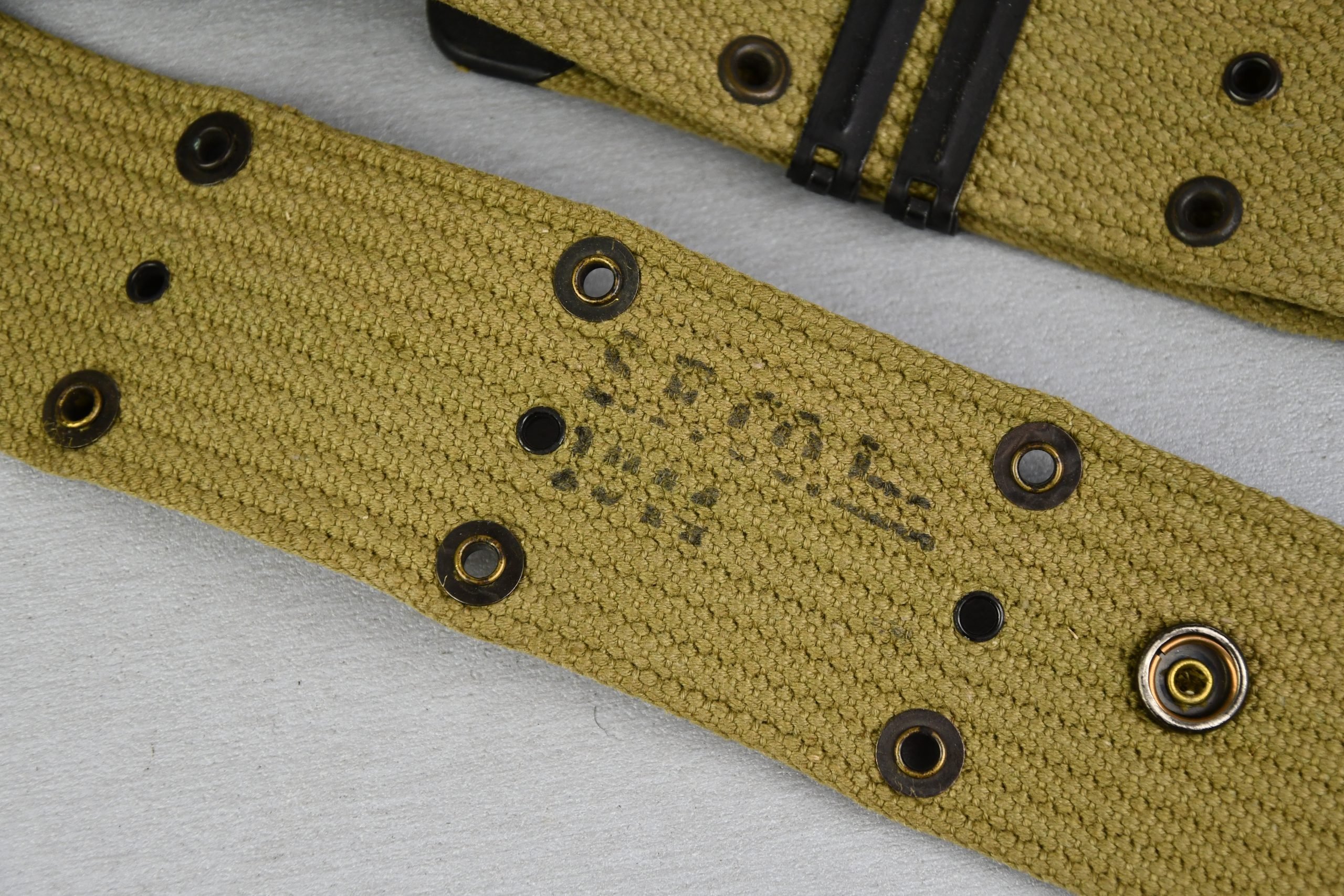 MINT US WW2 M-1936 pistol belt 1944 — image 3