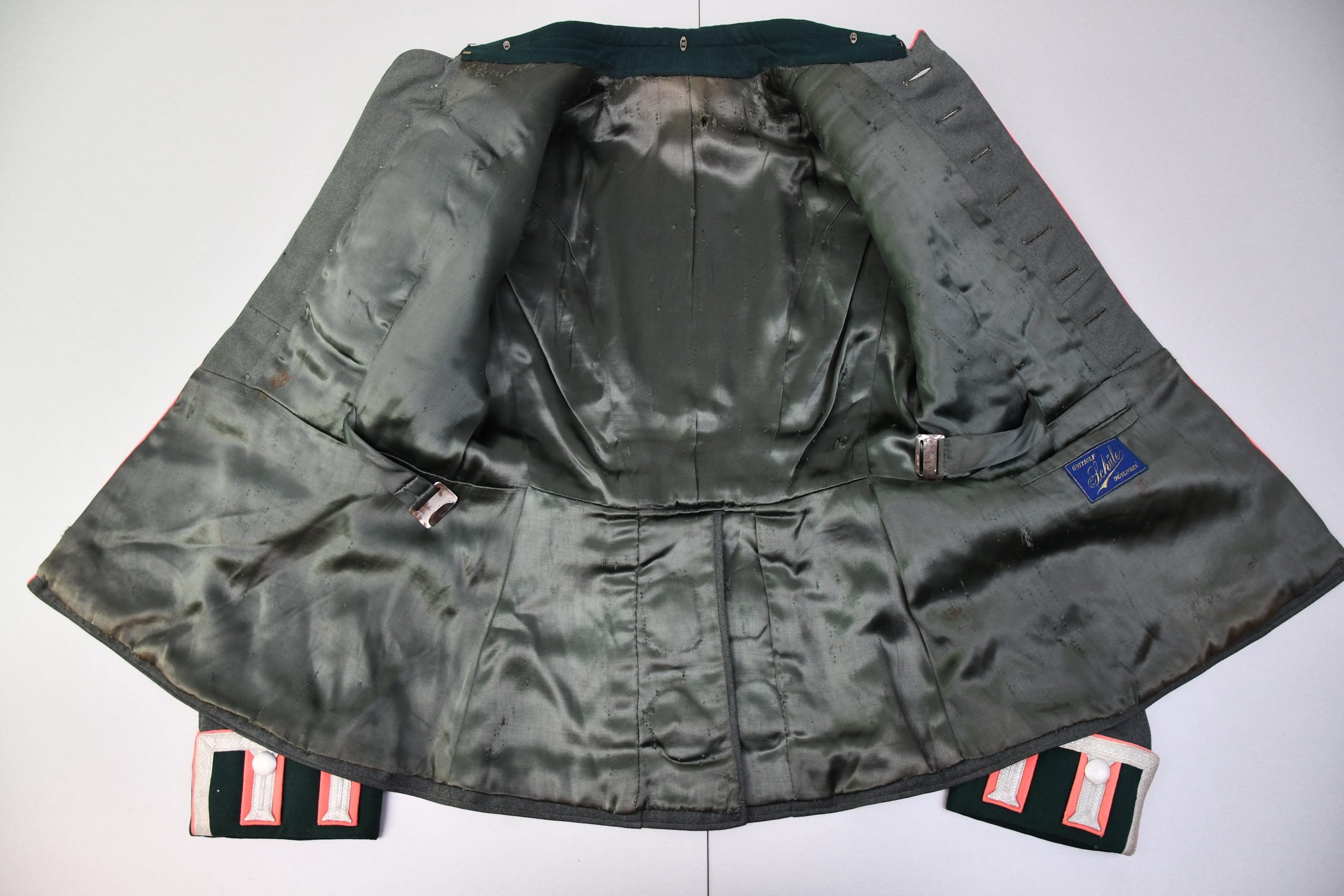 Army (Heer) parade dress uniform 'Waffenrock' for bandsman 'Musiker' Panzer-Regiment 8 — image 16