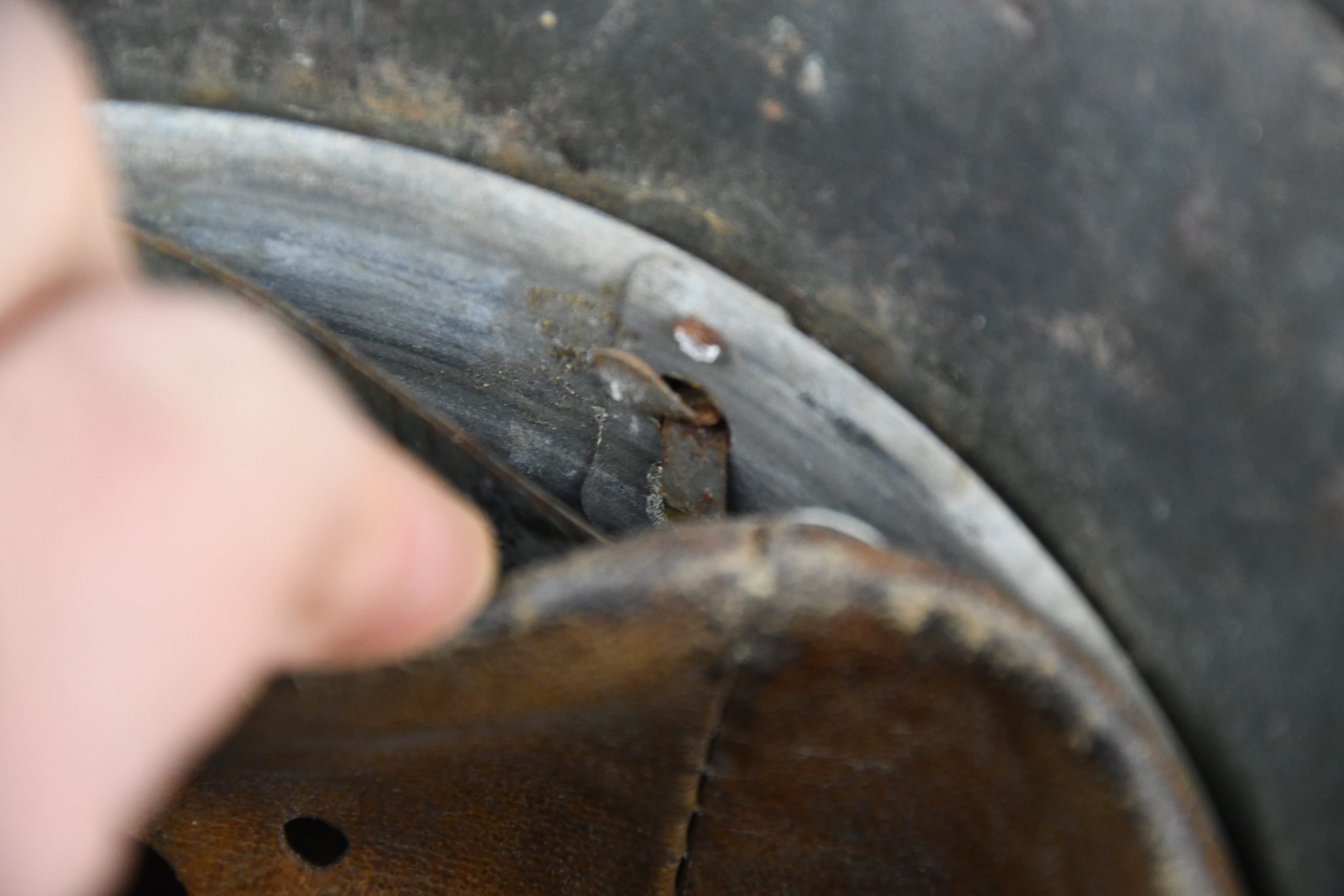 M40 army (Heer) 'Afrikakorps' tropical 'tan camouflage' steel helmet ET64 — image 17
