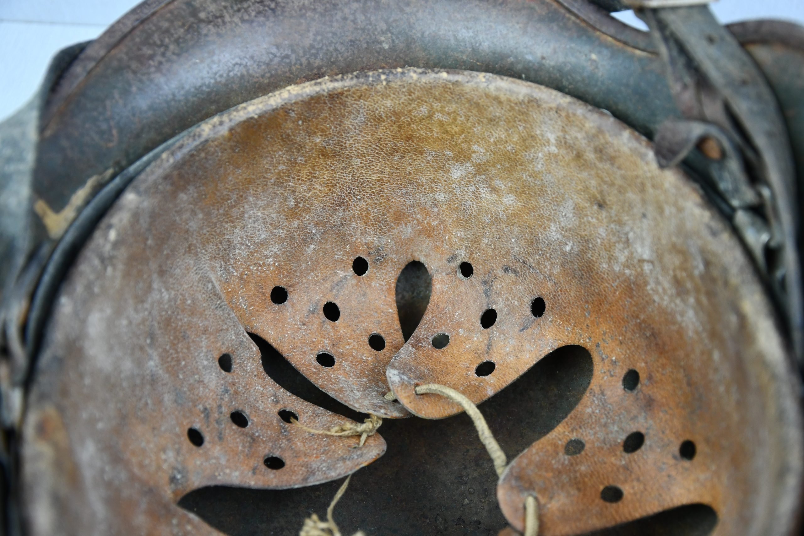 M40 army (Heer) 'Afrikakorps' tropical 'tan camouflage' steel helmet ET64 — image 19