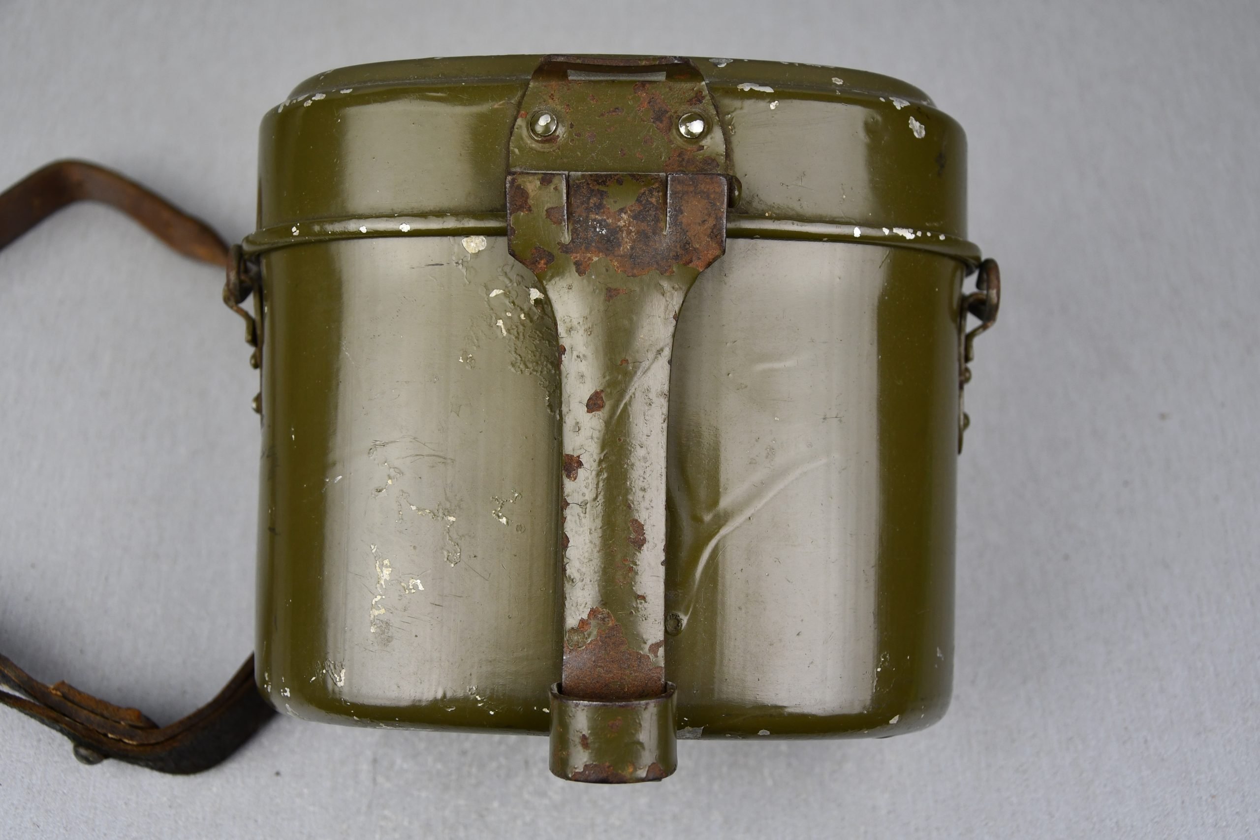 M31 Wehrmacht mess kit by MN 1944 in aluminum with strap — image 2