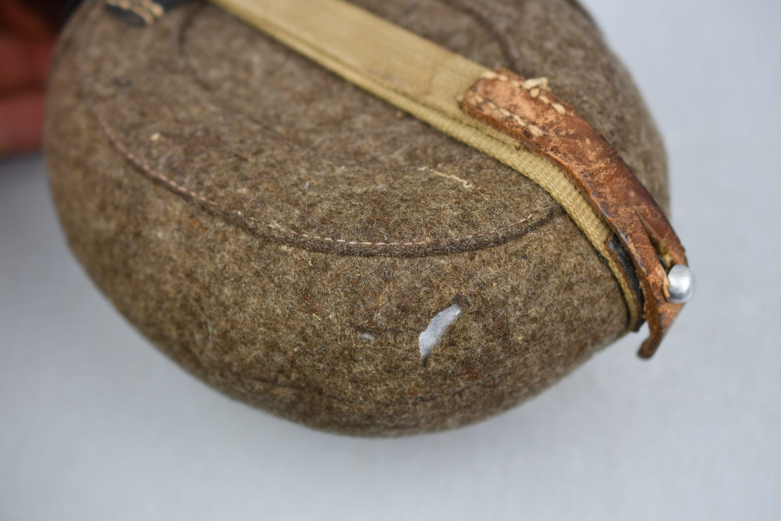 M31 Wehrmacht canteen with webbing strap with RBNr. — image 9