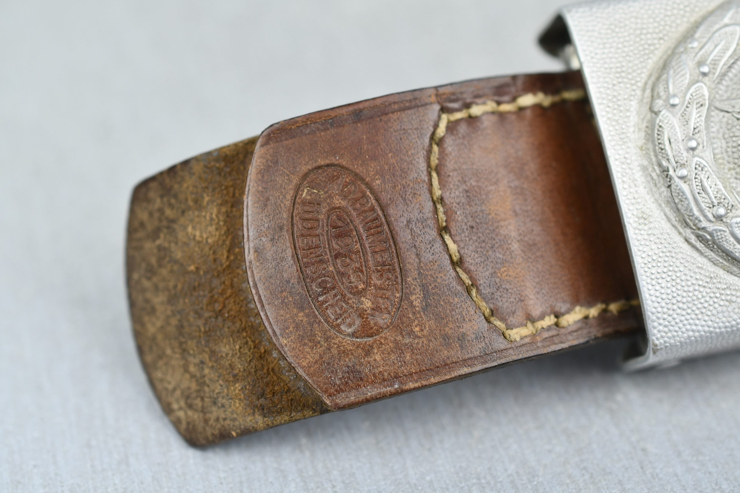 Luftwaffe aluminum belt buckle by A.D. Baumeister 1939 — image 3