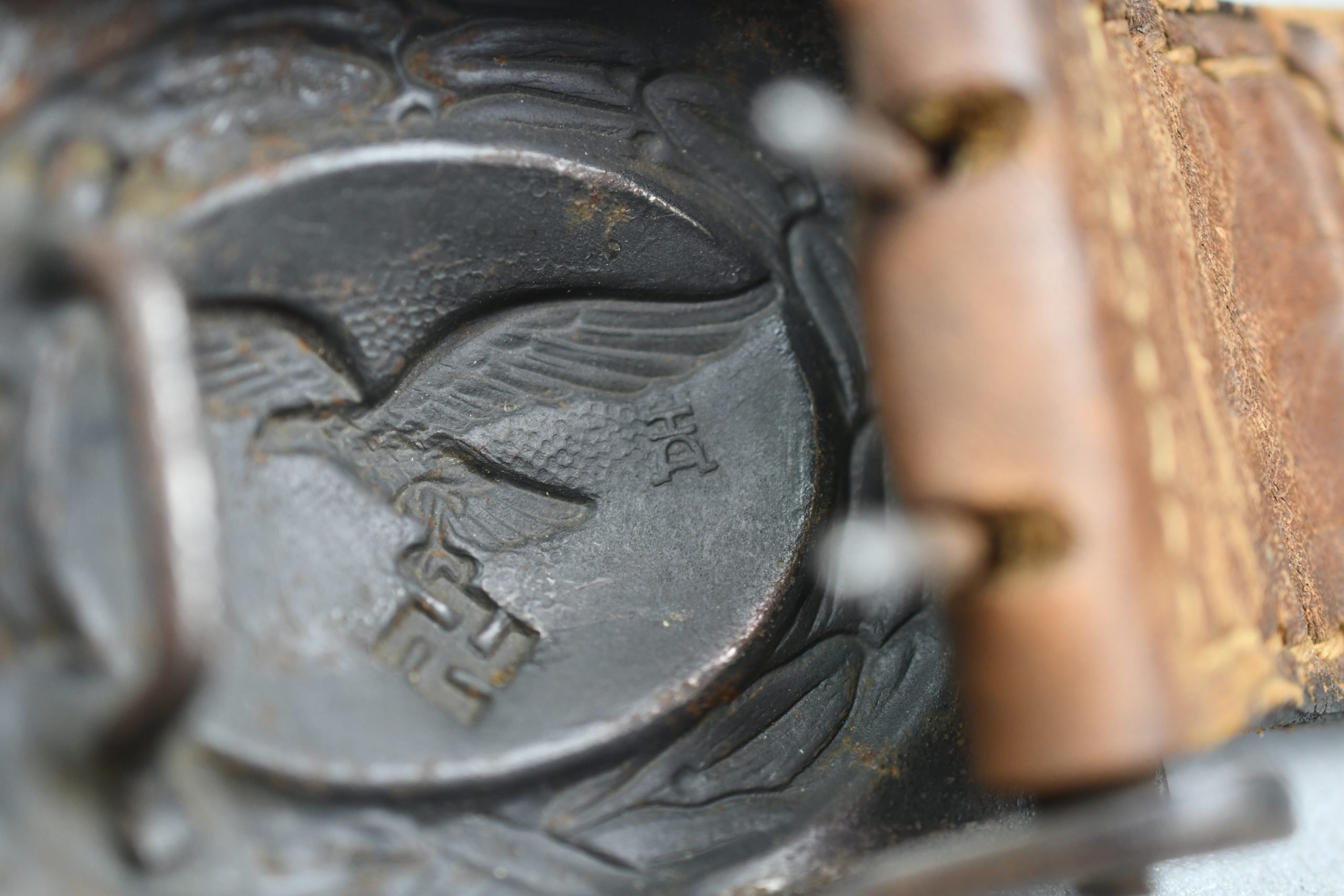 Luftwaffe belt buckle by H. Aurich 1941 — image 5
