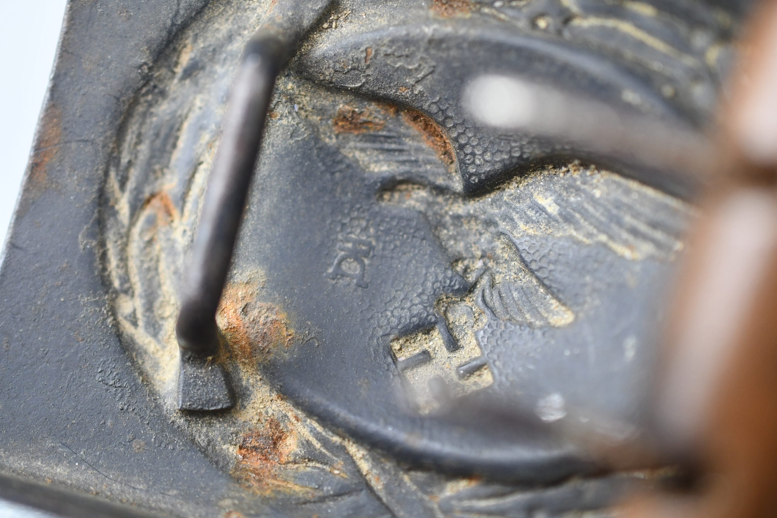 Luftwaffe belt buckle by H. Aurich 1942 — image 5